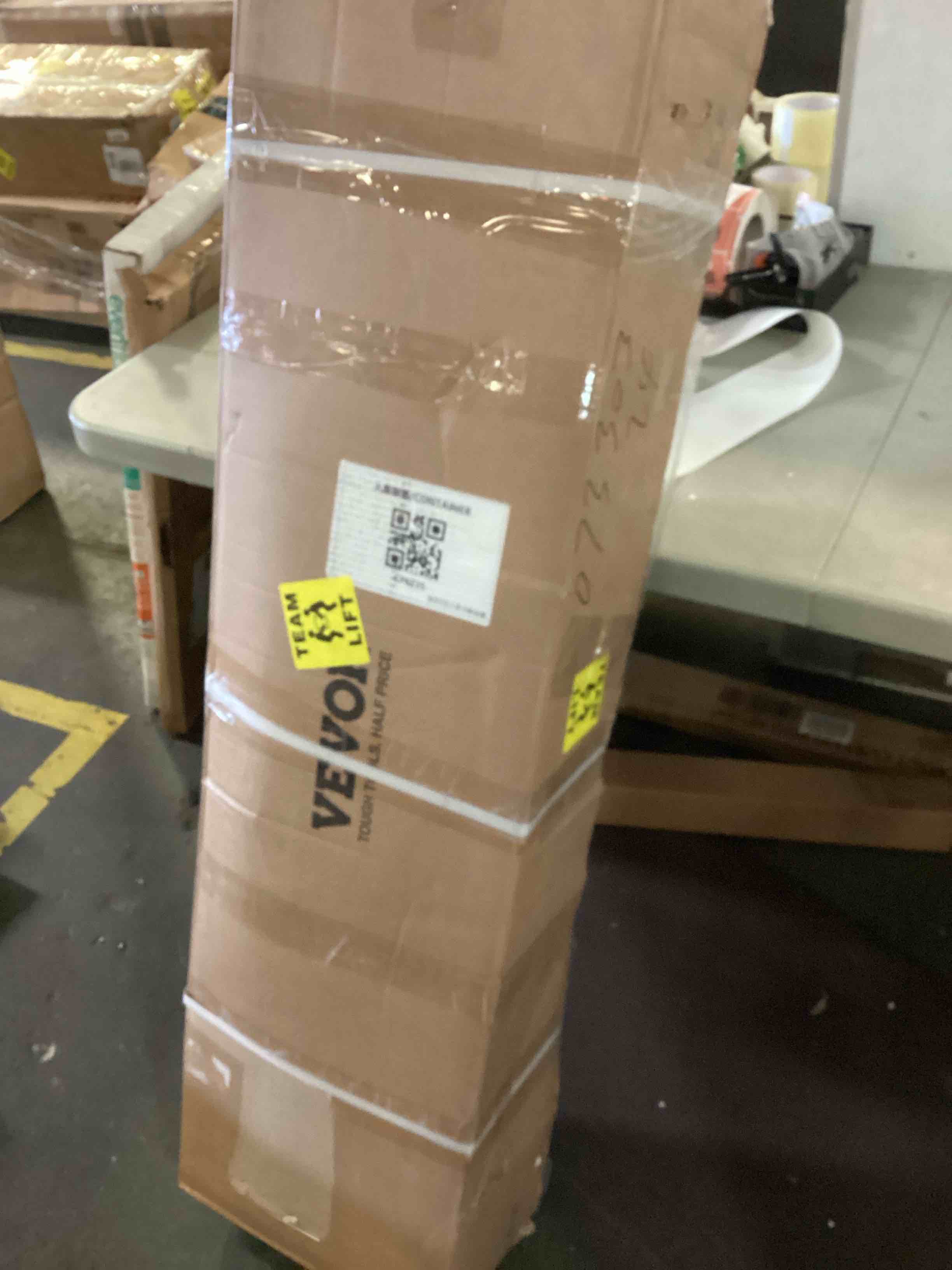 https://s3.amazonaws.com/lotting-images-prod/bidfta/RED5511733_1699982885118.jpeg