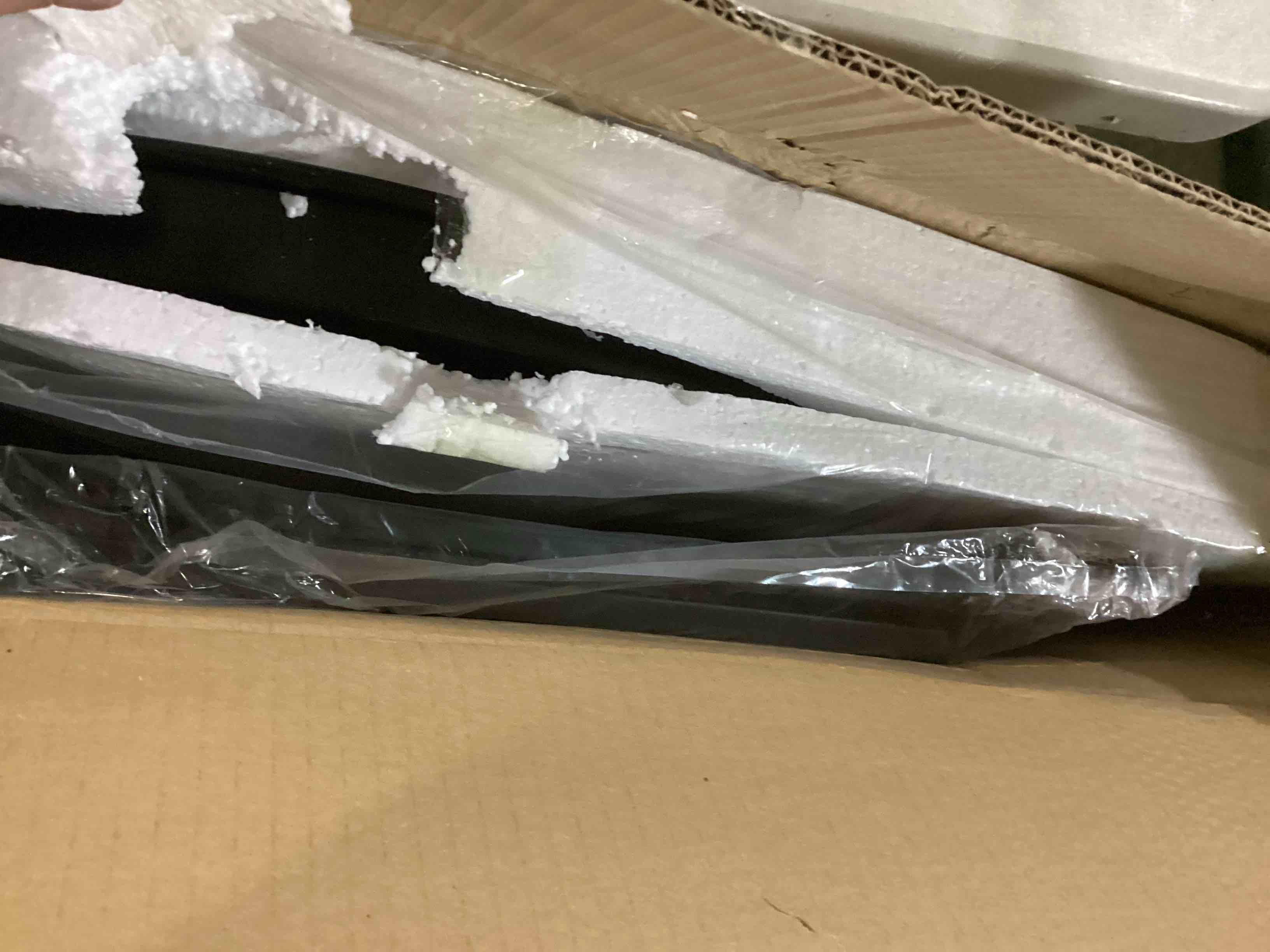 https://s3.amazonaws.com/lotting-images-prod/bidfta/RED5511794_1699991891270.jpeg