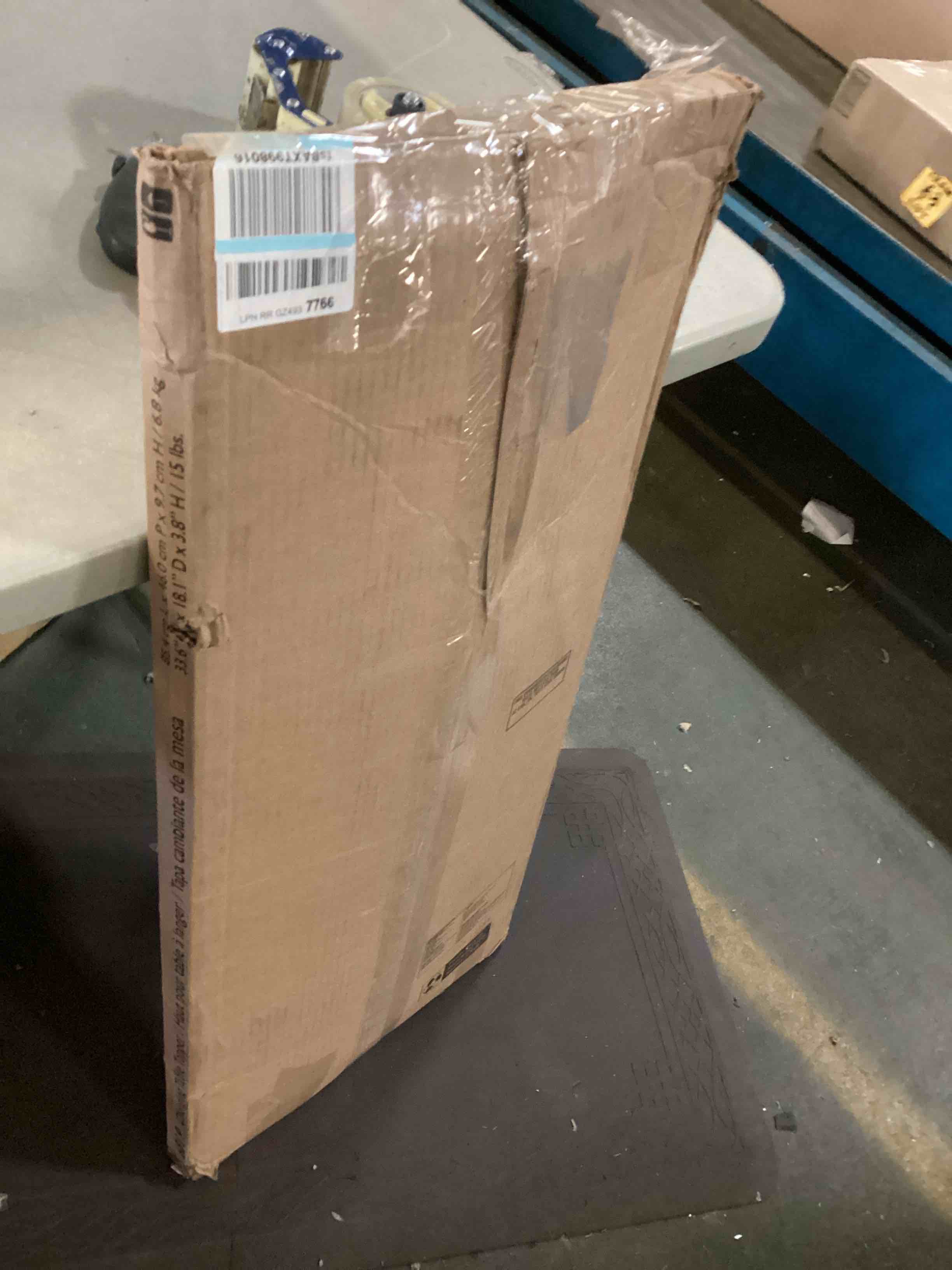 https://s3.amazonaws.com/lotting-images-prod/bidfta/RED5511795_1699993210460.jpeg