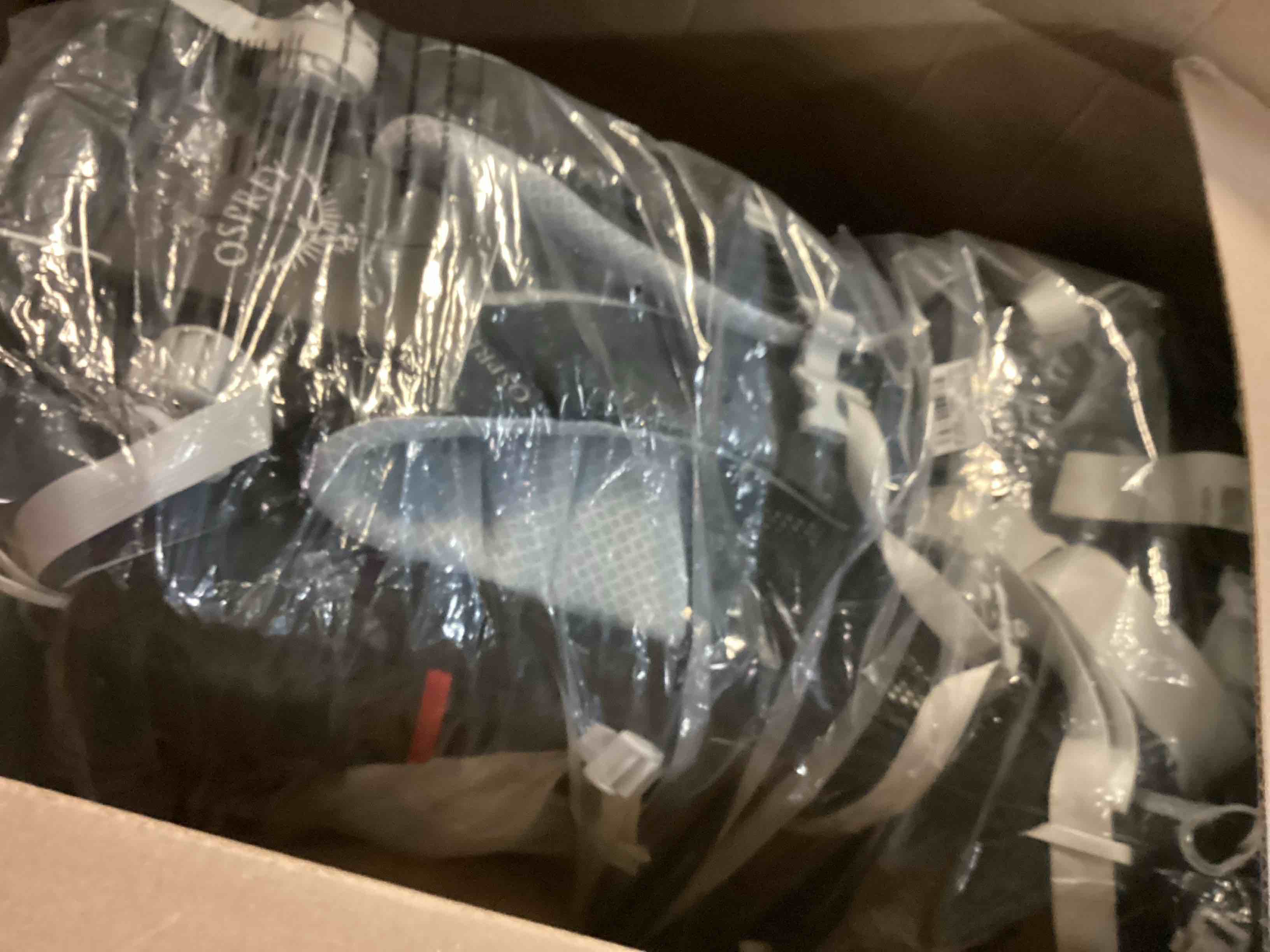 https://s3.amazonaws.com/lotting-images-prod/bidfta/RED5512385_1700168358058.jpeg