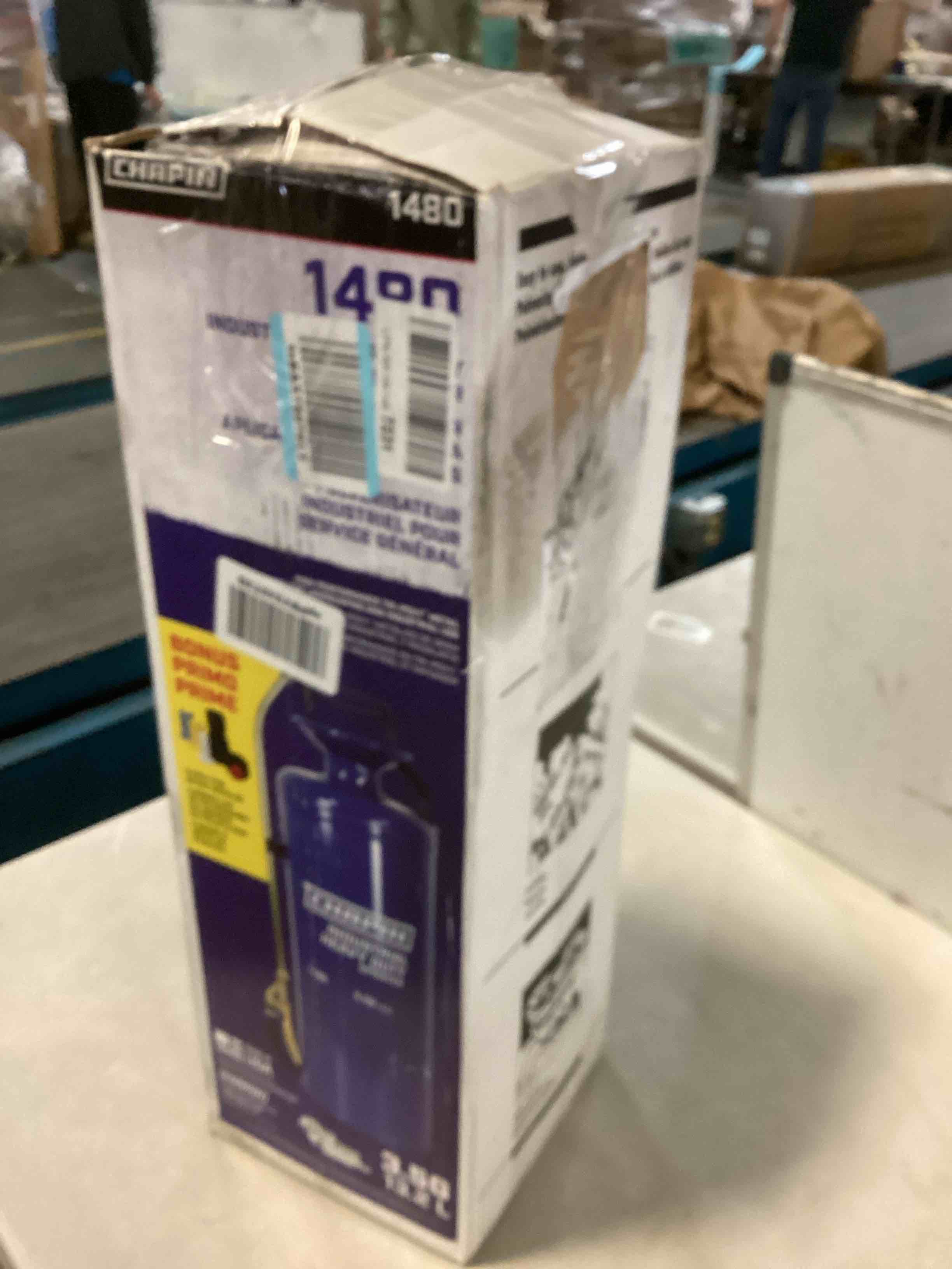 https://s3.amazonaws.com/lotting-images-prod/bidfta/RED5512452_1700229684382.jpeg
