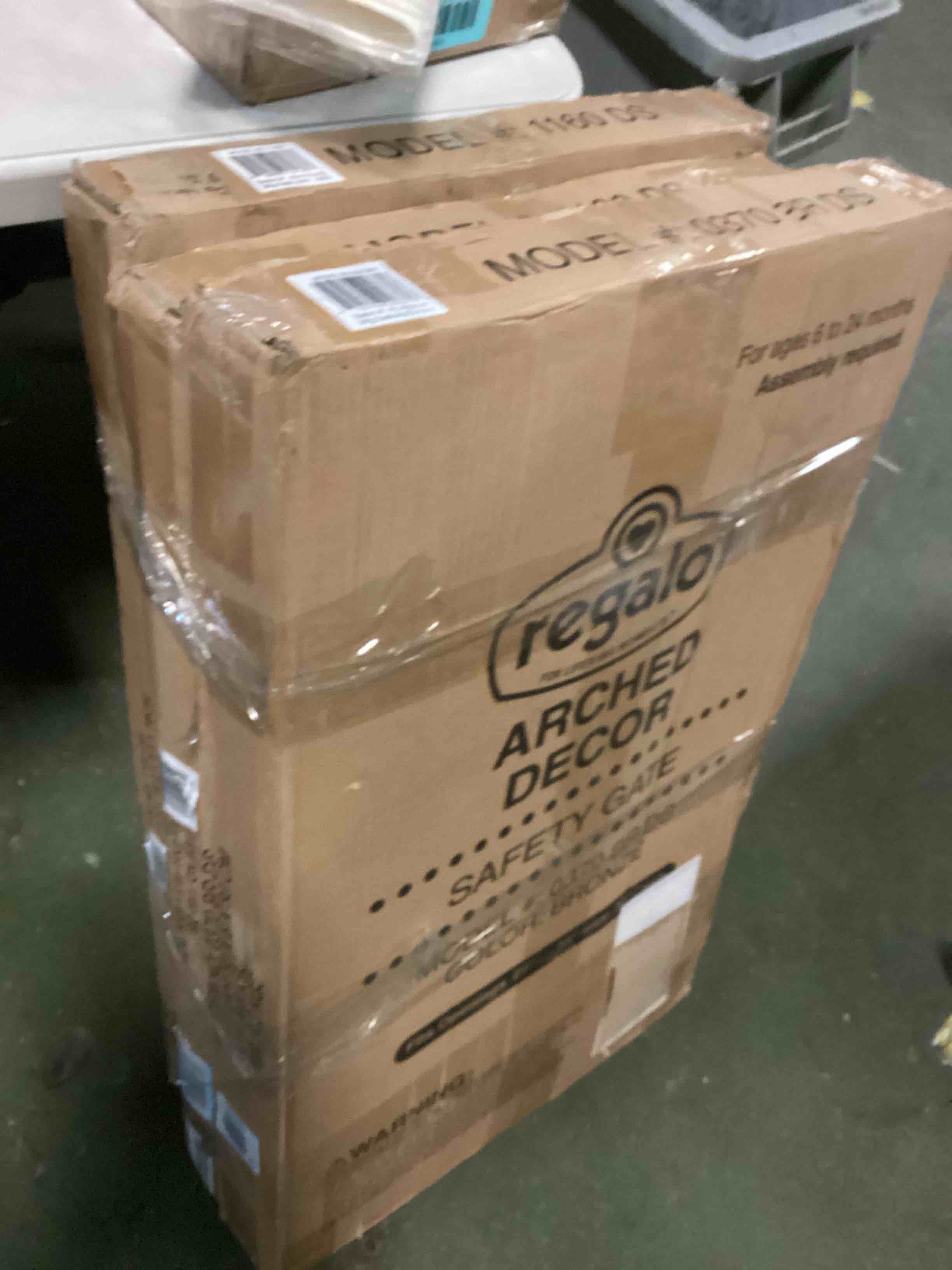 https://s3.amazonaws.com/lotting-images-prod/bidfta/RED5512485_1700232398952.jpeg