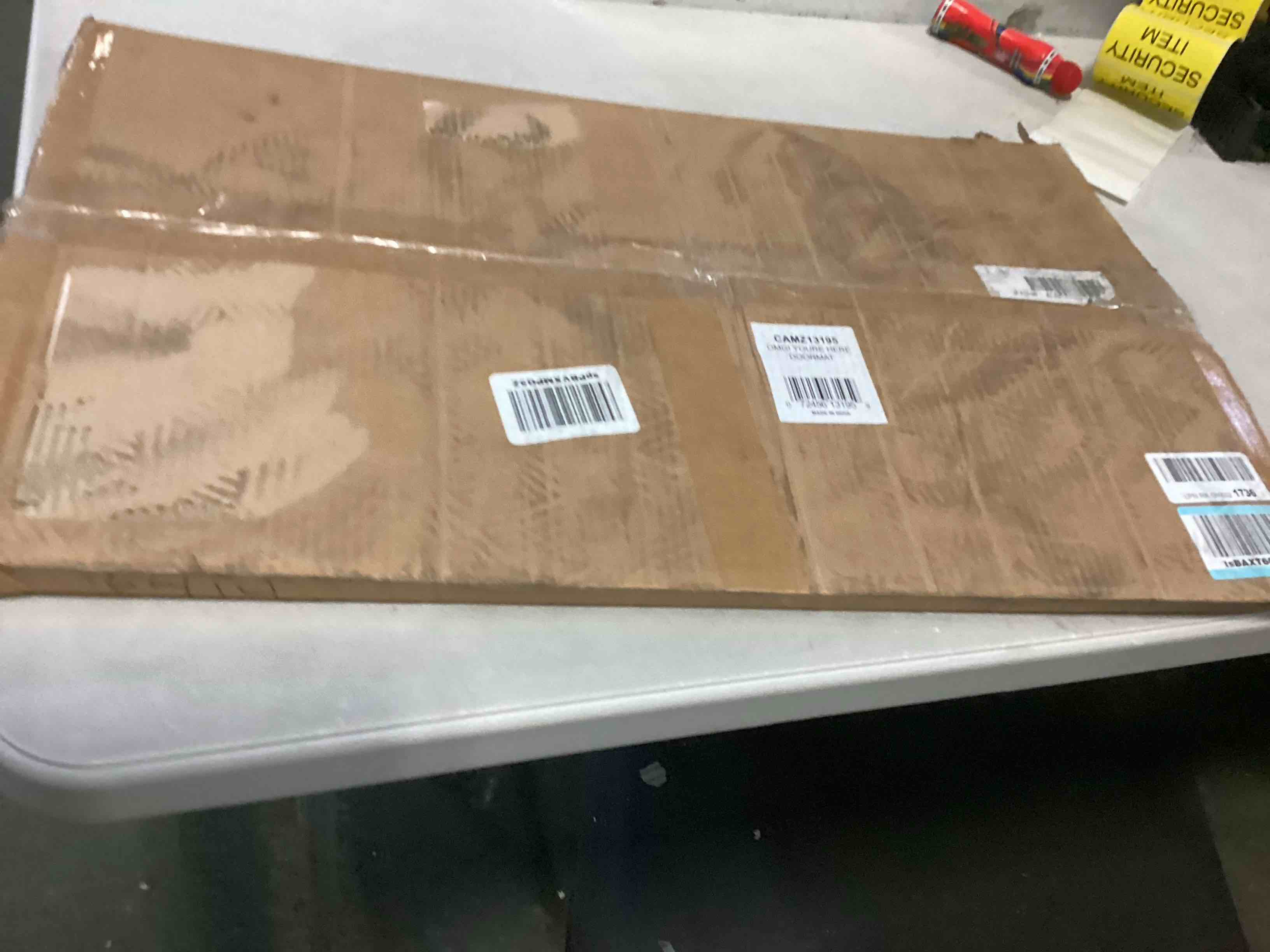 https://s3.amazonaws.com/lotting-images-prod/bidfta/RED5512554_1700241080312.jpeg