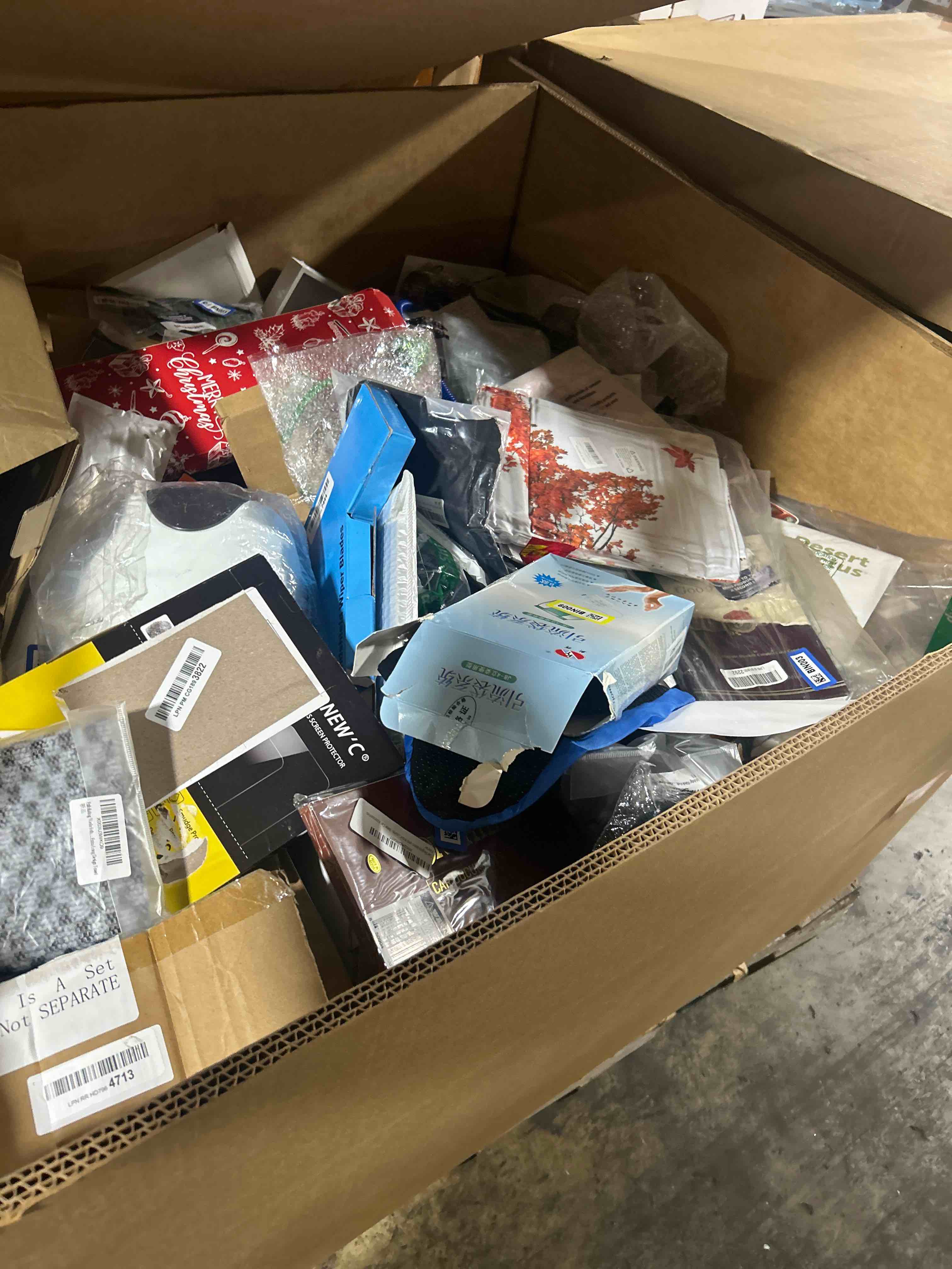 https://s3.amazonaws.com/lotting-images-prod/bidfta/RED5515040_1718626344448.jpeg