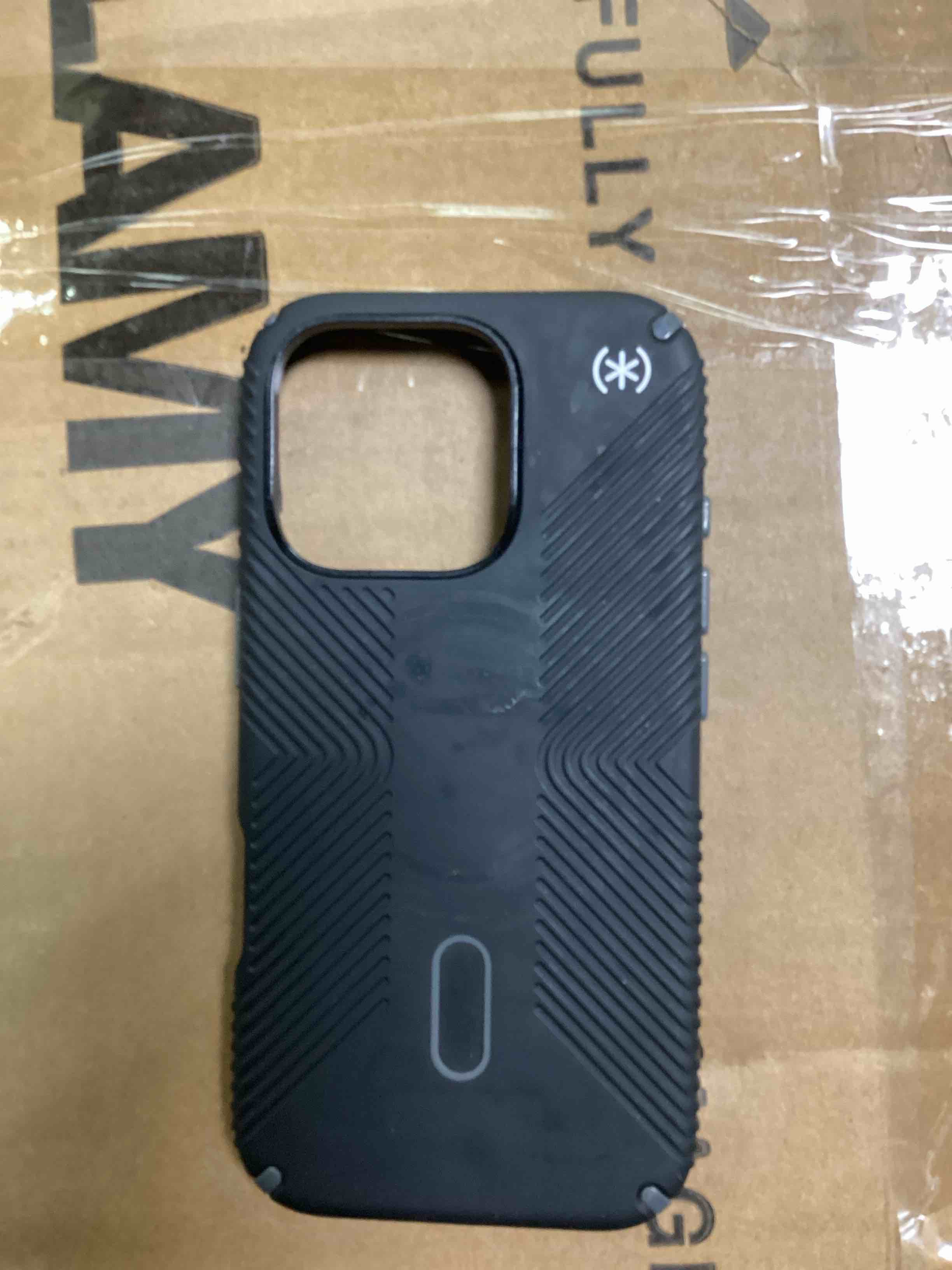 Speck IPhone 16 case