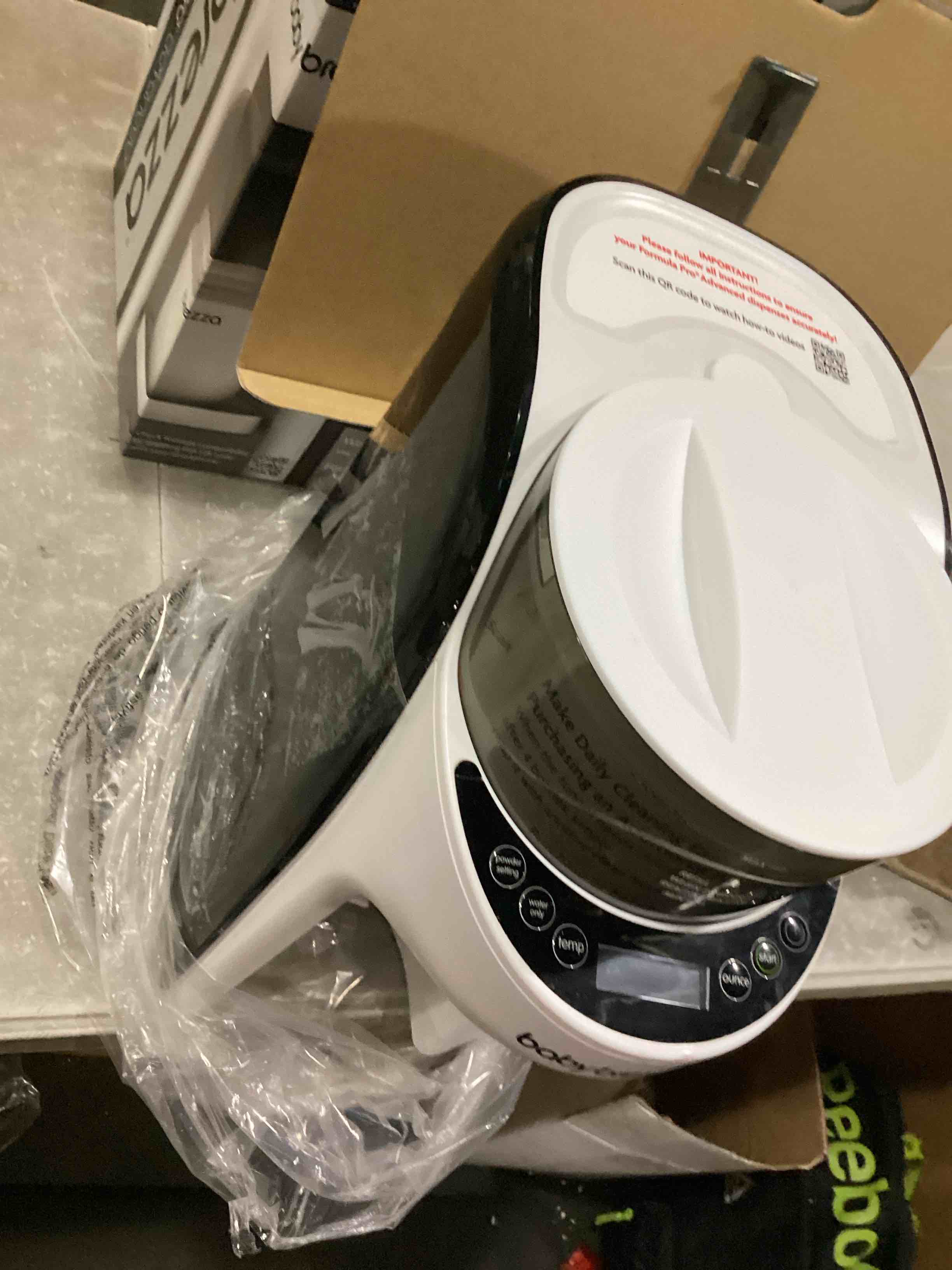 https://s3.amazonaws.com/lotting-images-prod/bidfta/RED5517752_1727707472011.jpeg