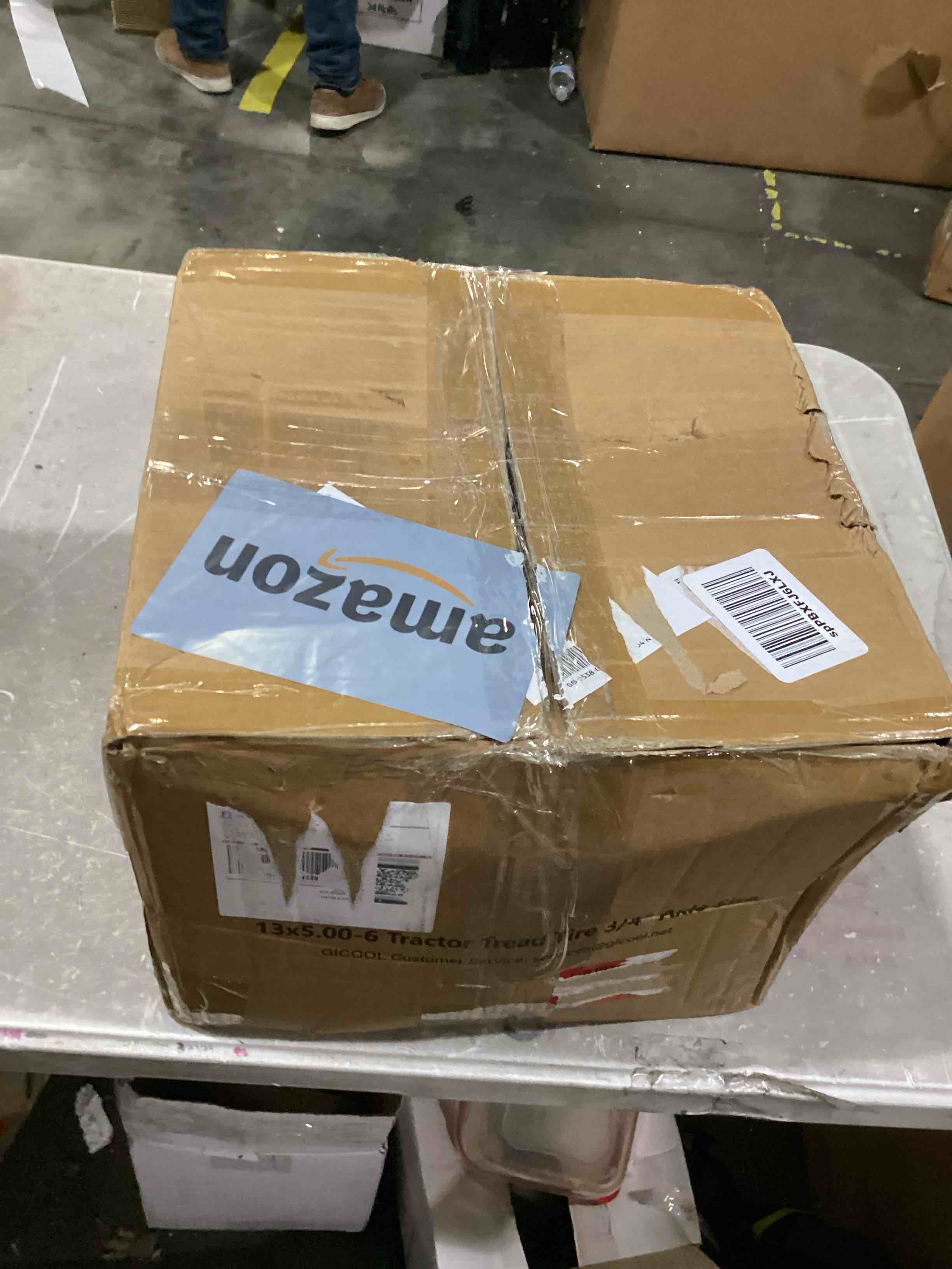 https://s3.amazonaws.com/lotting-images-prod/bidfta/RED5518358_1728060782742.jpeg