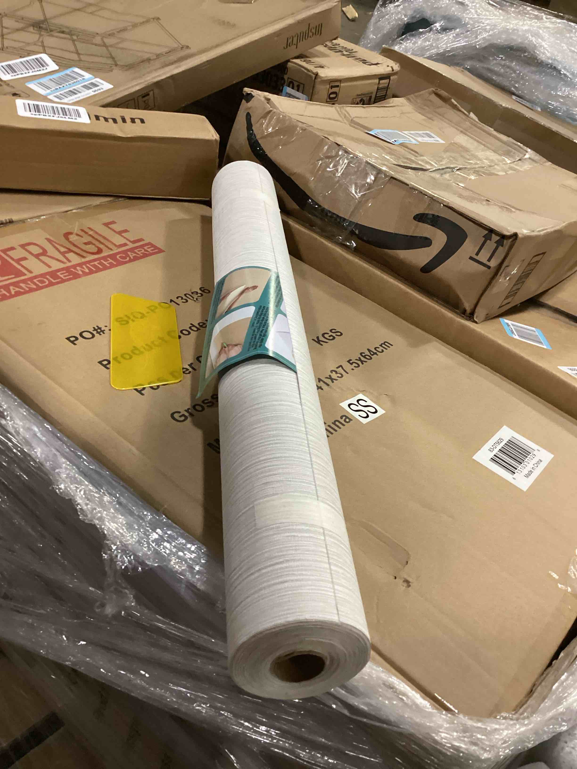https://s3.amazonaws.com/lotting-images-prod/bidfta/RED5518407_1728068064379.jpeg