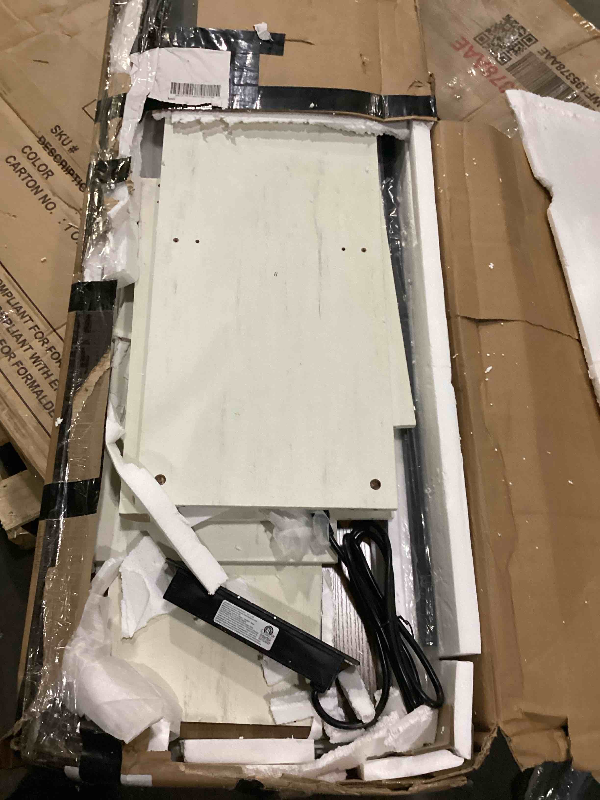 https://s3.amazonaws.com/lotting-images-prod/bidfta/RED5518512_1728327576118.jpeg