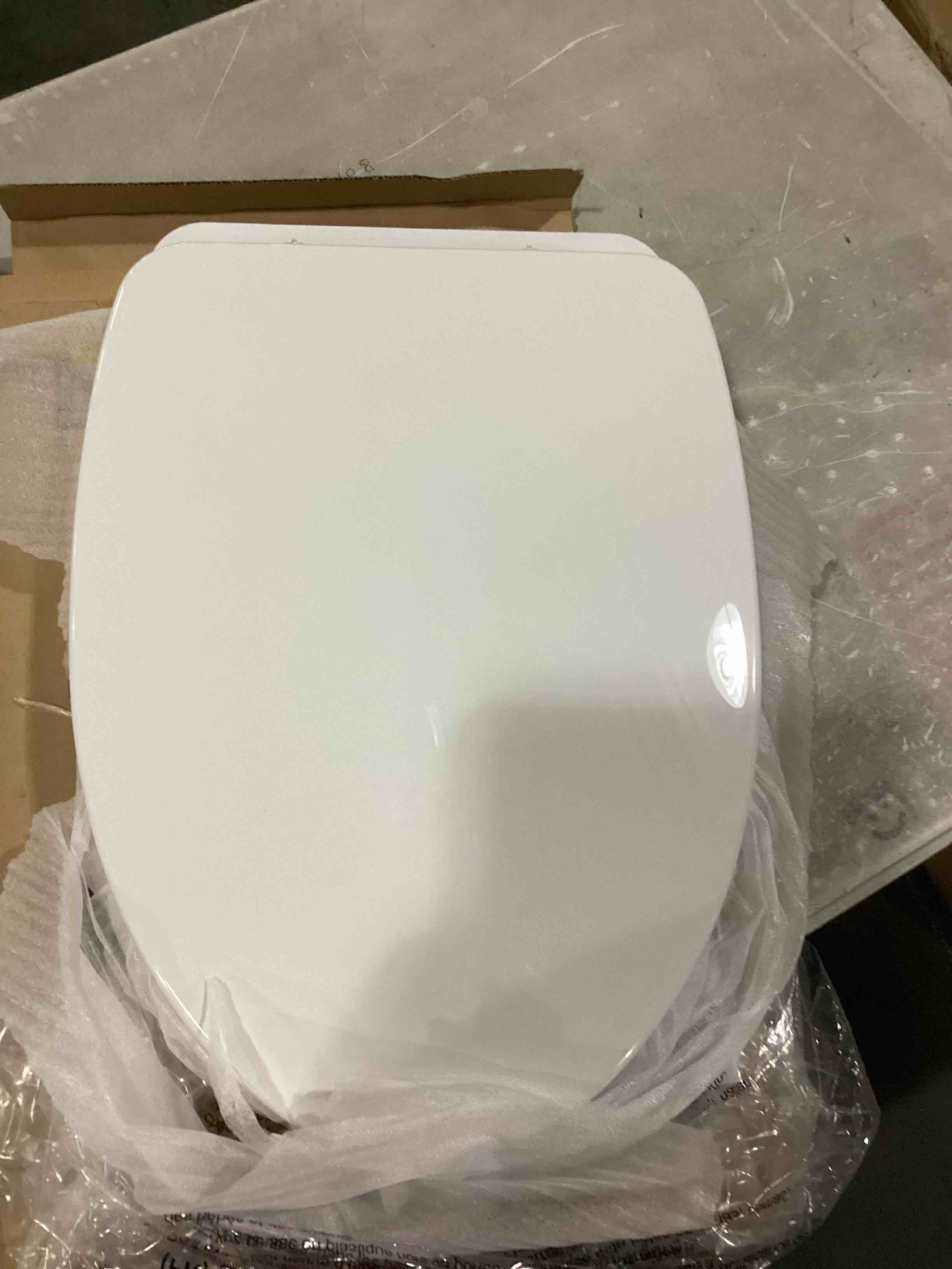 https://s3.amazonaws.com/lotting-images-prod/bidfta/RED5518728_1728565600480.jpeg