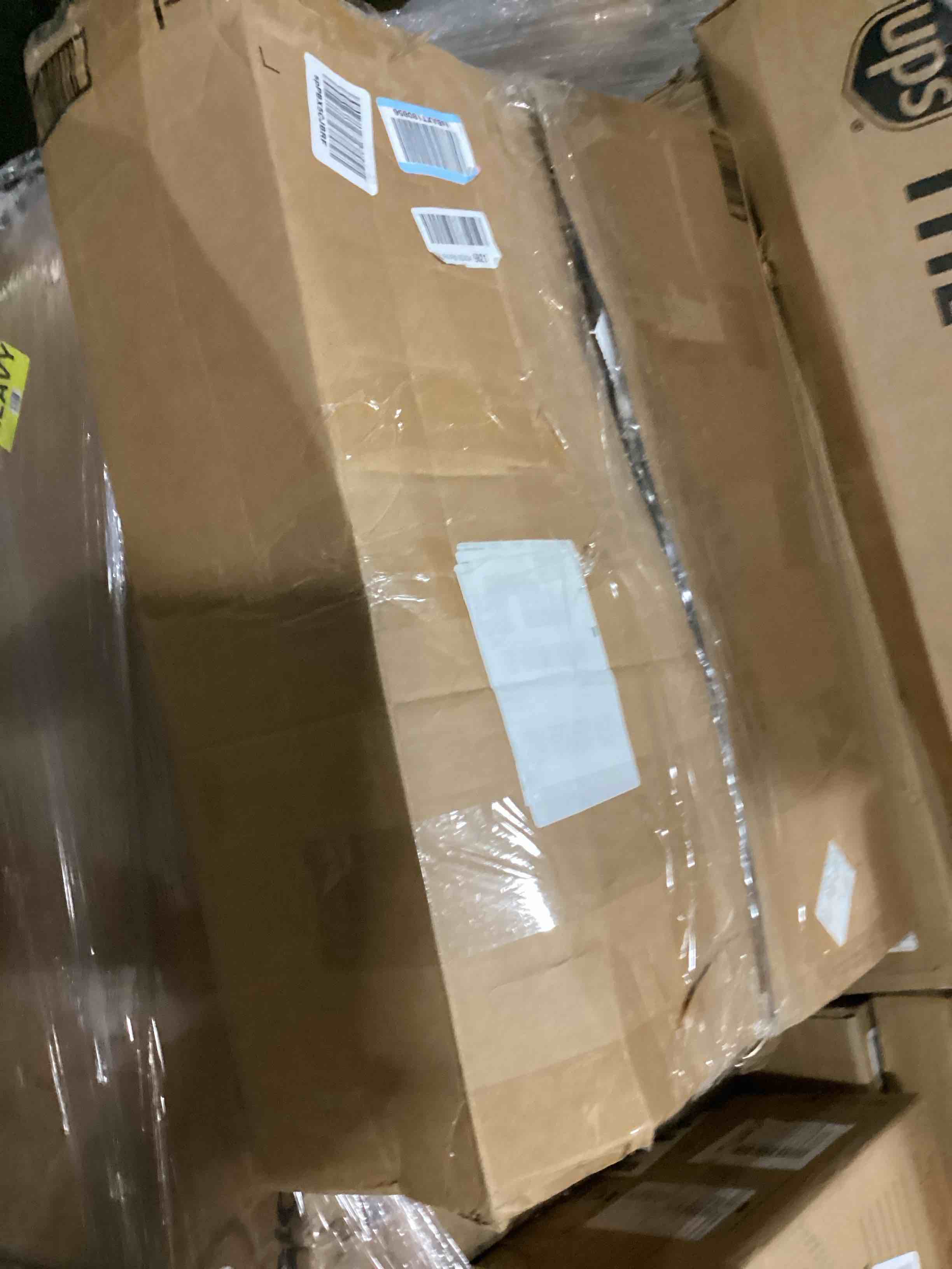 https://s3.amazonaws.com/lotting-images-prod/bidfta/RED5518817_1728661129813.jpeg