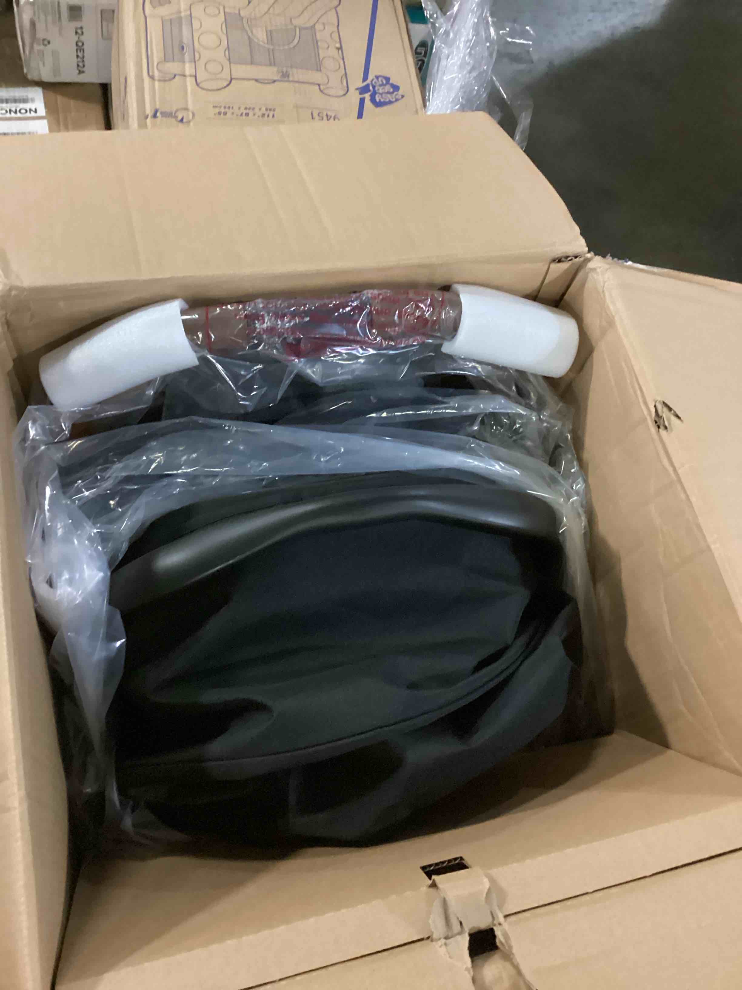 https://s3.amazonaws.com/lotting-images-prod/bidfta/RED5519820_1727981676620.jpeg