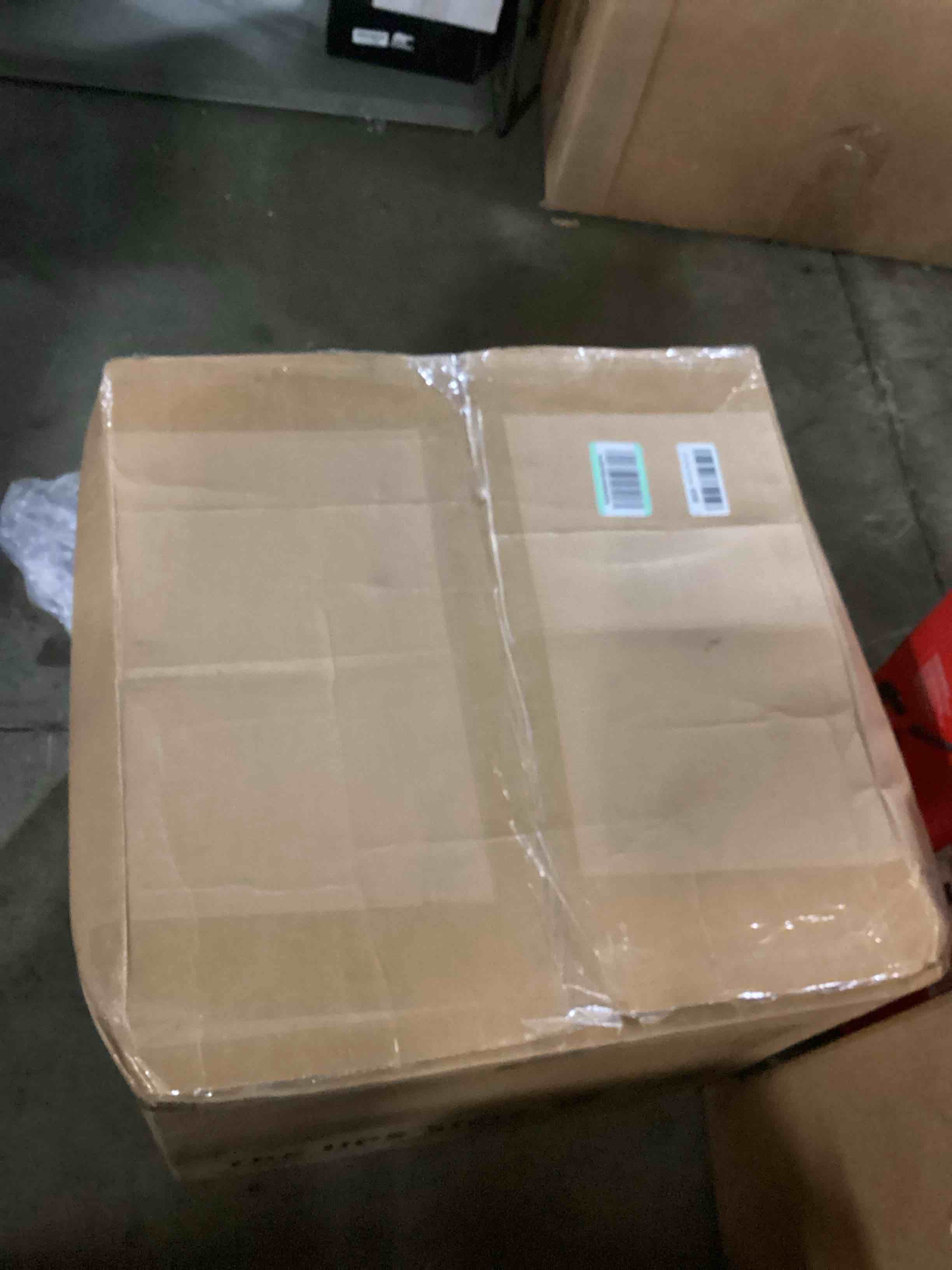 https://s3.amazonaws.com/lotting-images-prod/bidfta/RED5520038_1728314902950.jpeg