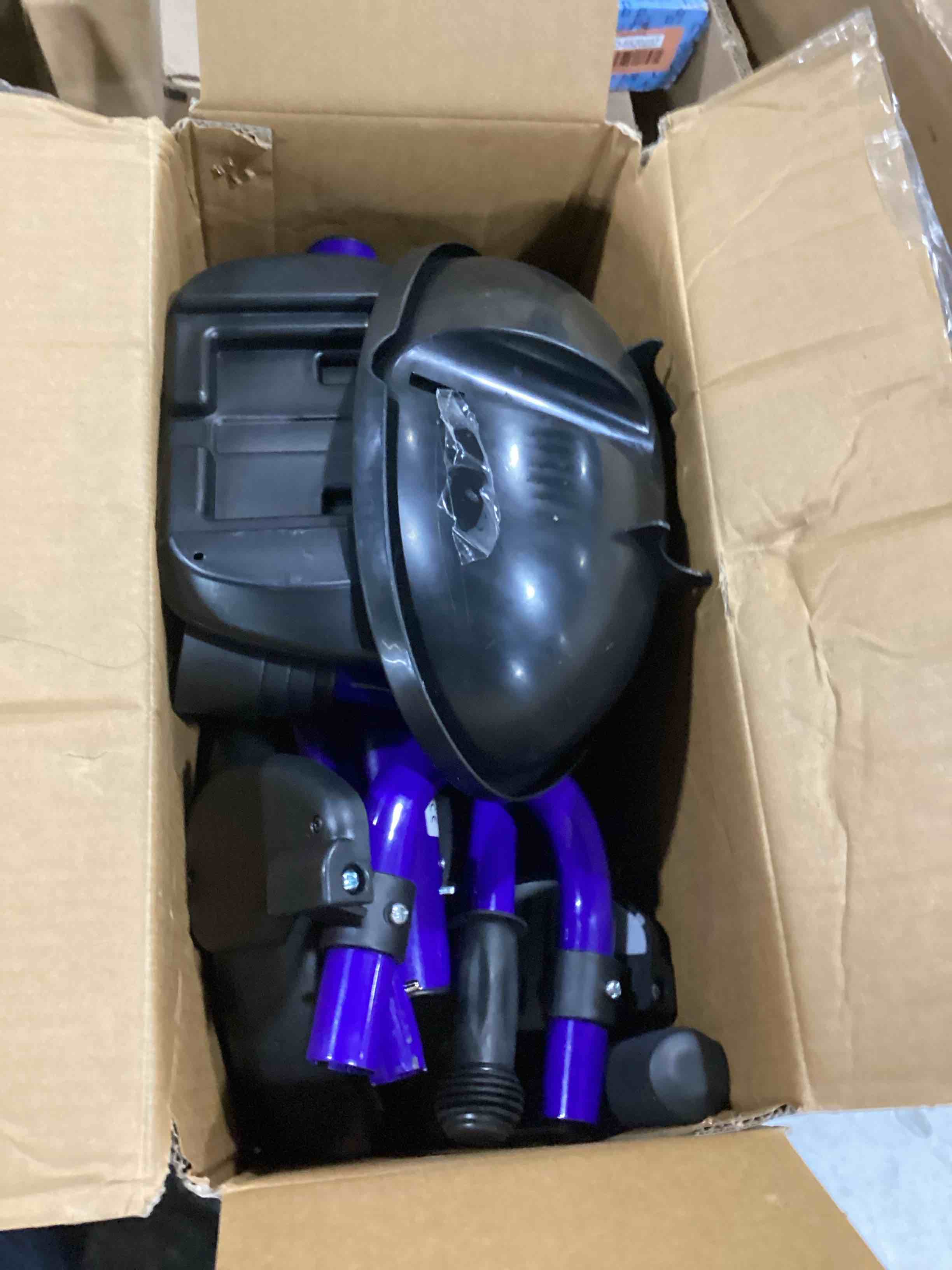 https://s3.amazonaws.com/lotting-images-prod/bidfta/RED5520238_1728409798342.jpeg