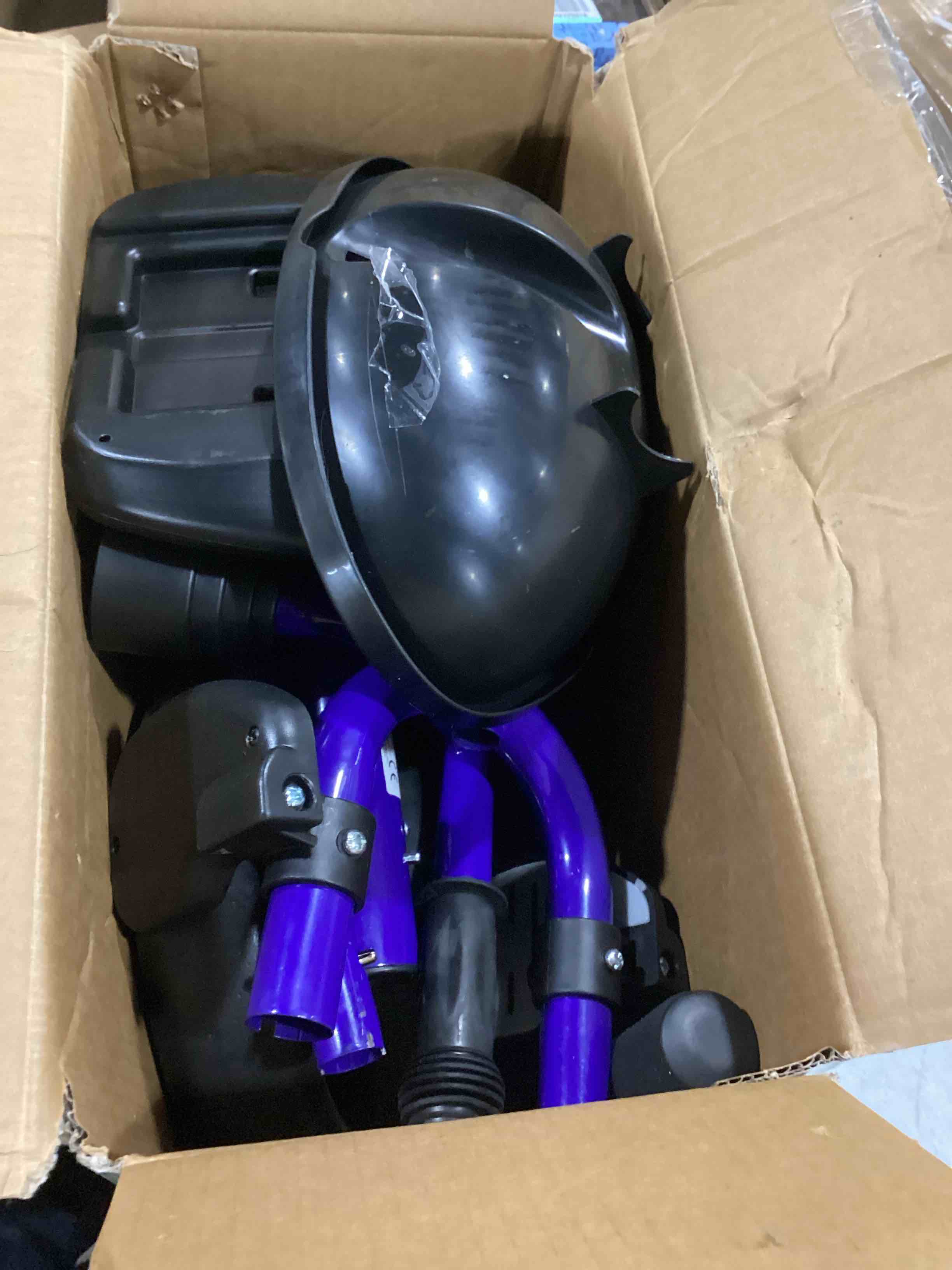 https://s3.amazonaws.com/lotting-images-prod/bidfta/RED5520238_1728409805847.jpeg