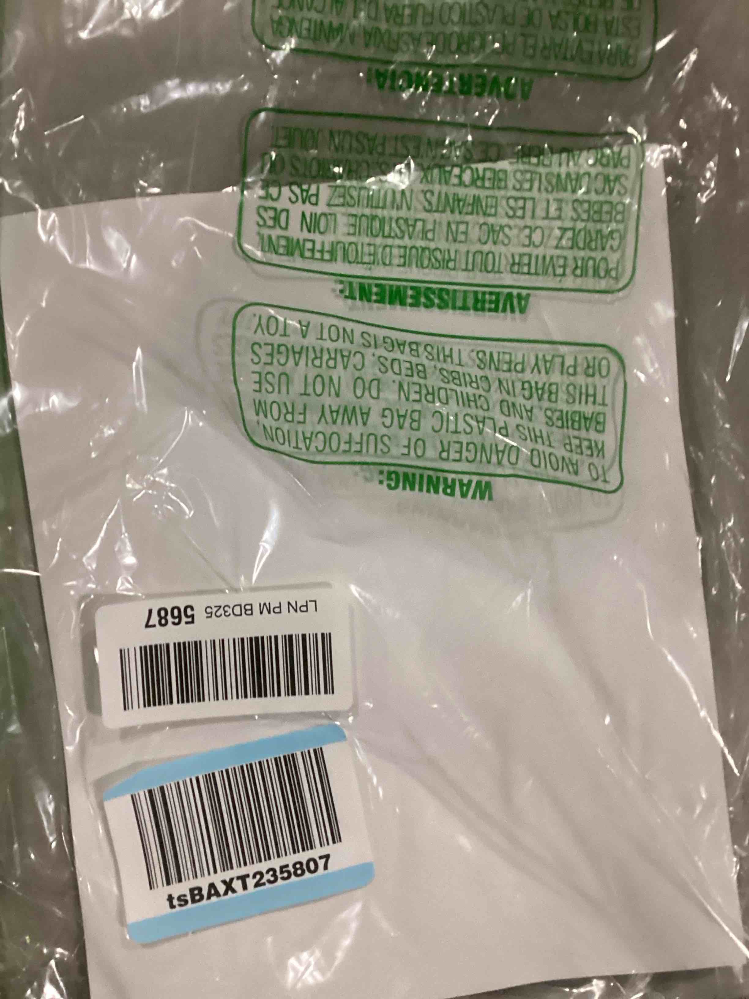 https://s3.amazonaws.com/lotting-images-prod/bidfta/RED5520709_1727790631781.jpeg