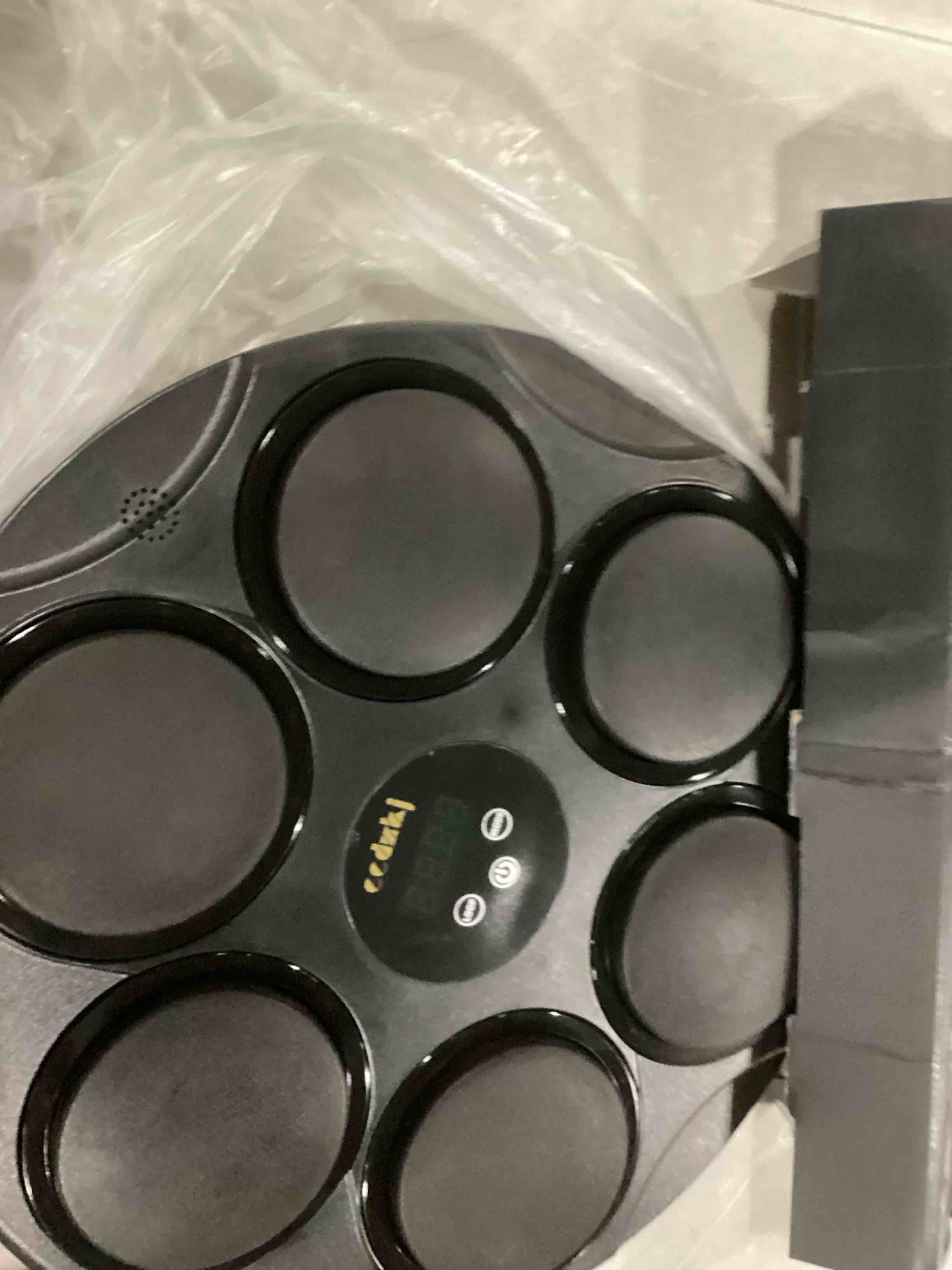 https://s3.amazonaws.com/lotting-images-prod/bidfta/RED5520823_1727873515280.jpeg