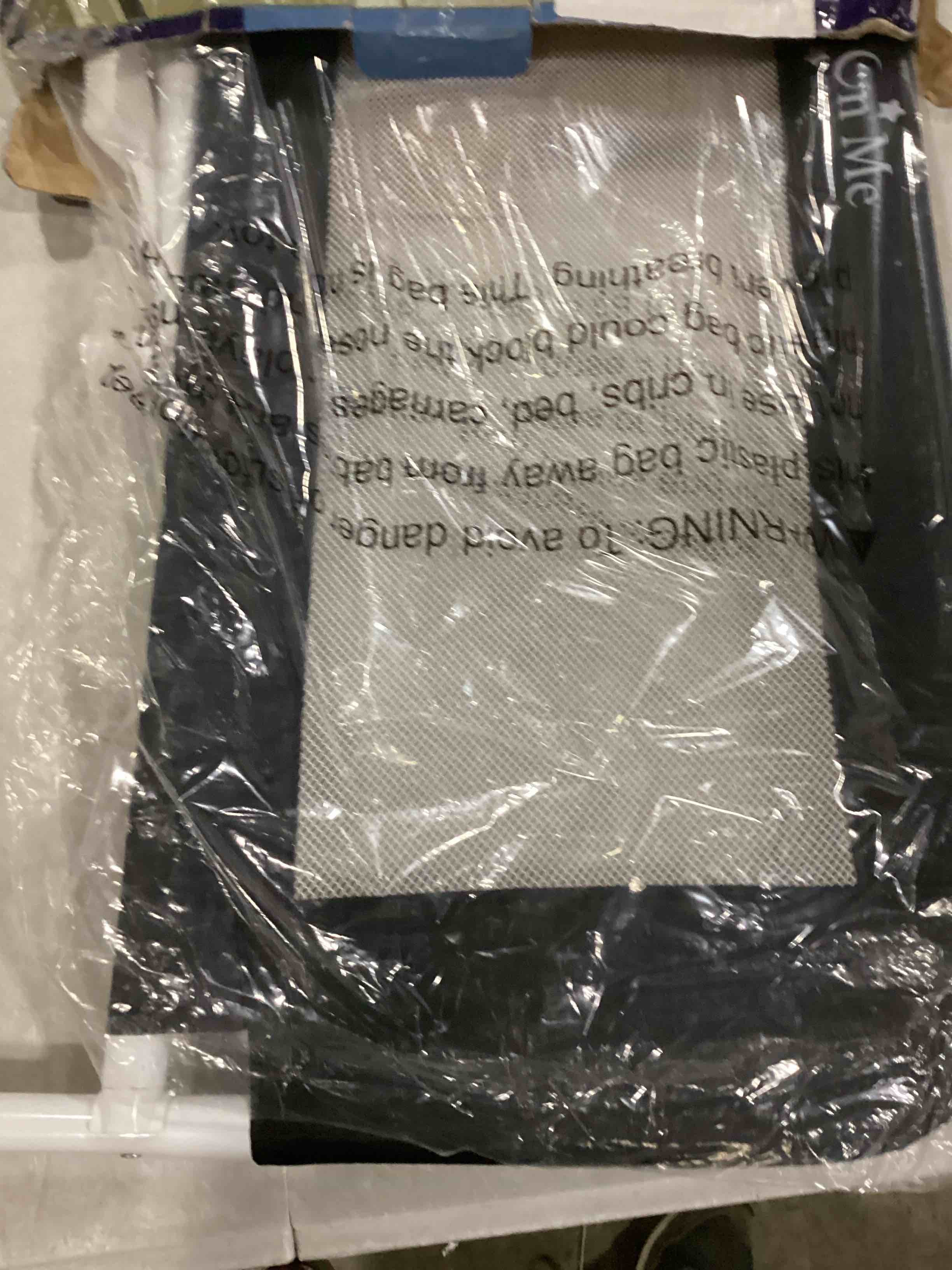 https://s3.amazonaws.com/lotting-images-prod/bidfta/RED5520824_1727873755324.jpeg