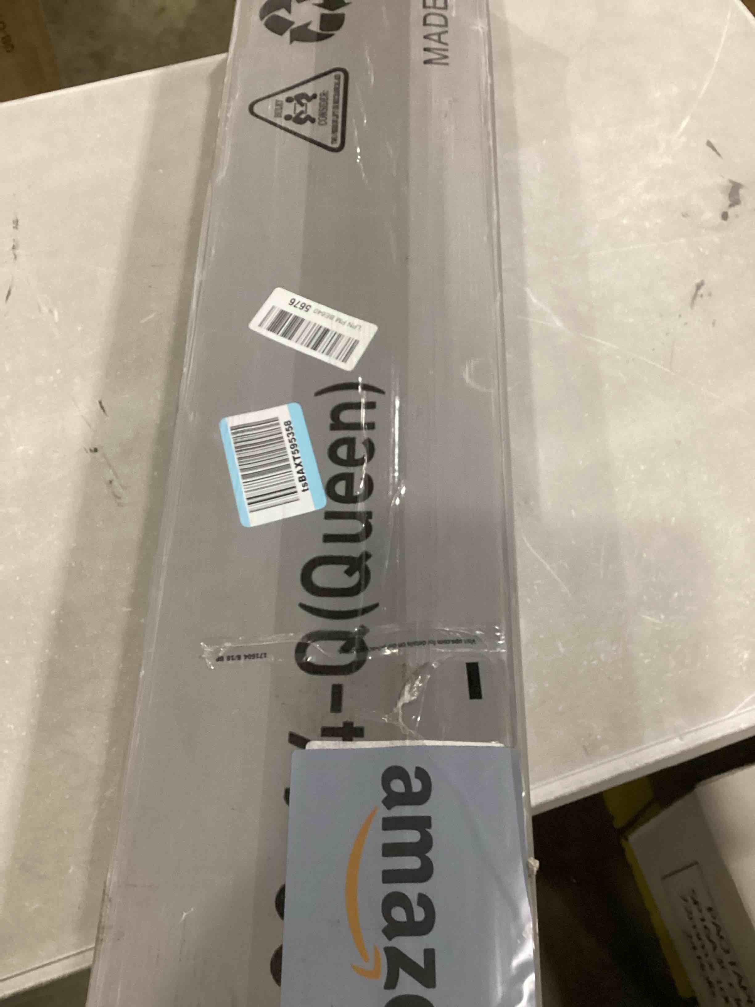 https://s3.amazonaws.com/lotting-images-prod/bidfta/RED5521145_1728047253708.jpeg