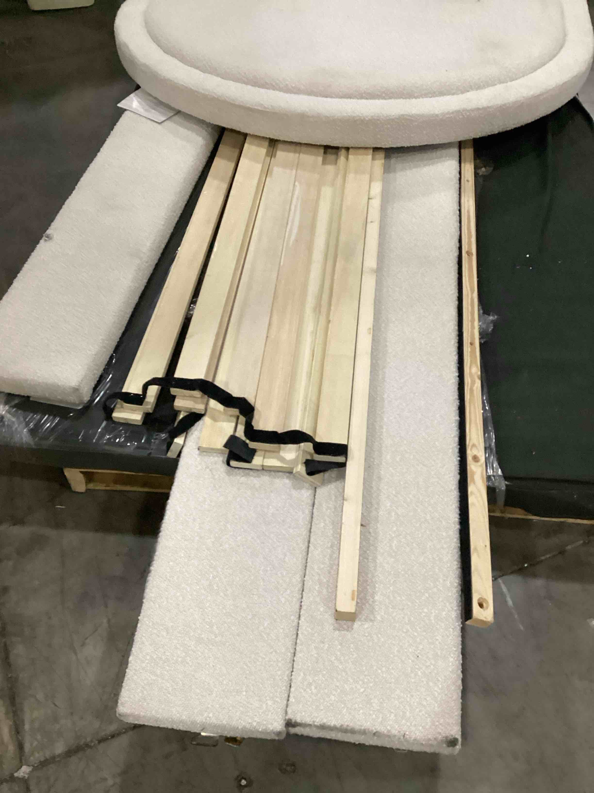 King Size Bed Frame, Boucle Upholstered Platform Bed Frame with