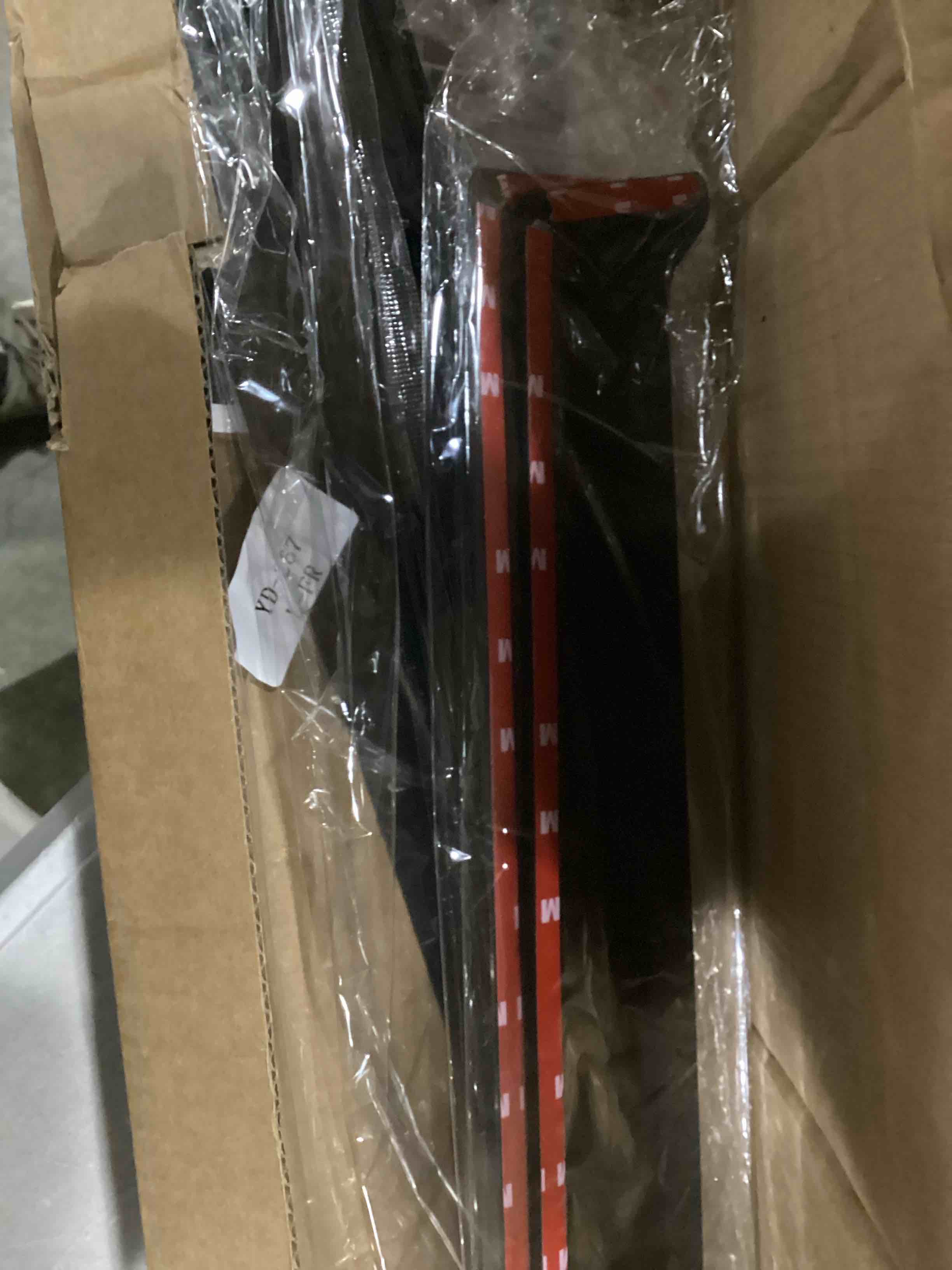 https://s3.amazonaws.com/lotting-images-prod/bidfta/RED5521623_1728668143125.jpeg