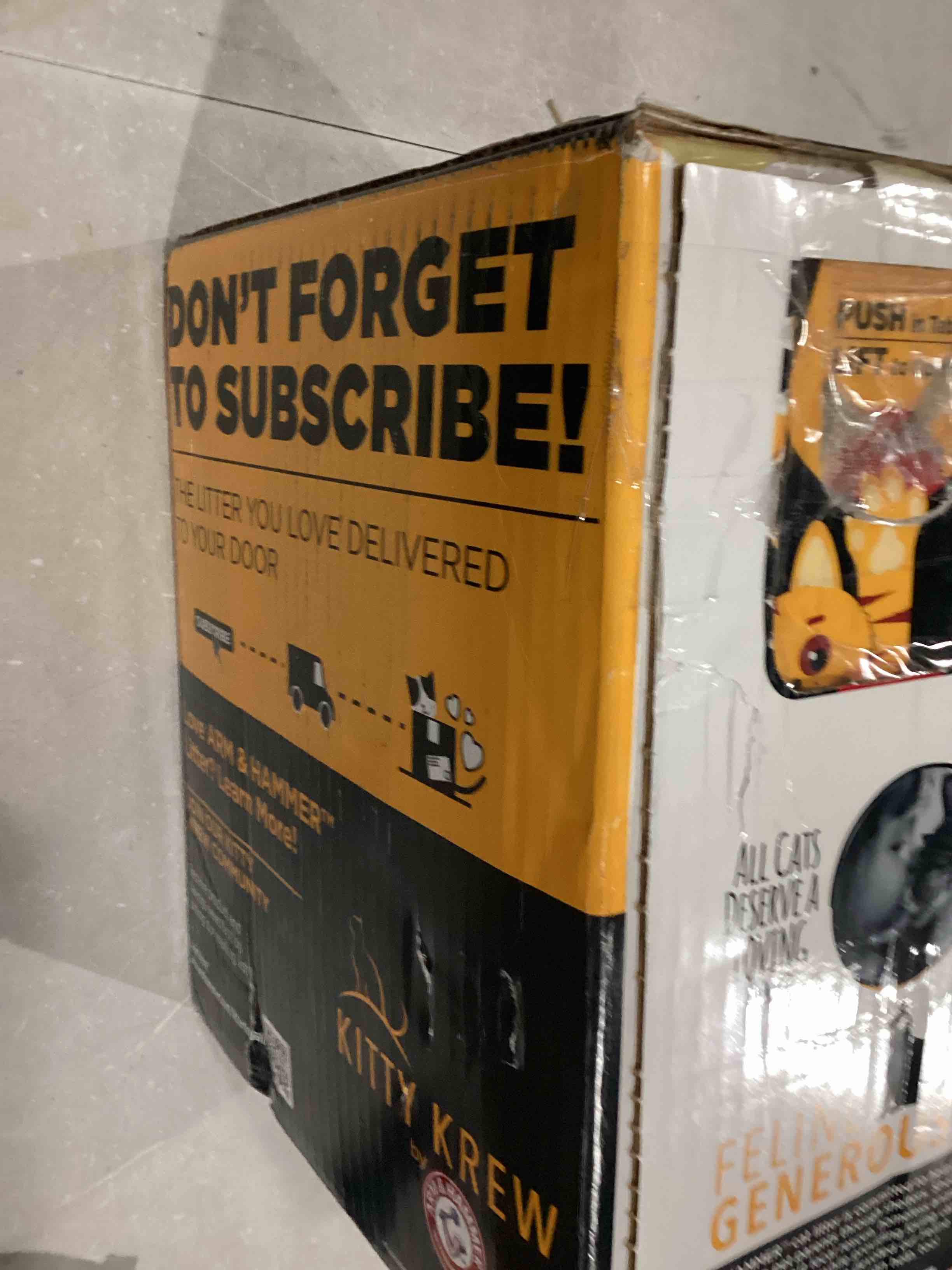 https://s3.amazonaws.com/lotting-images-prod/bidfta/RED5521832_1728931001691.jpeg