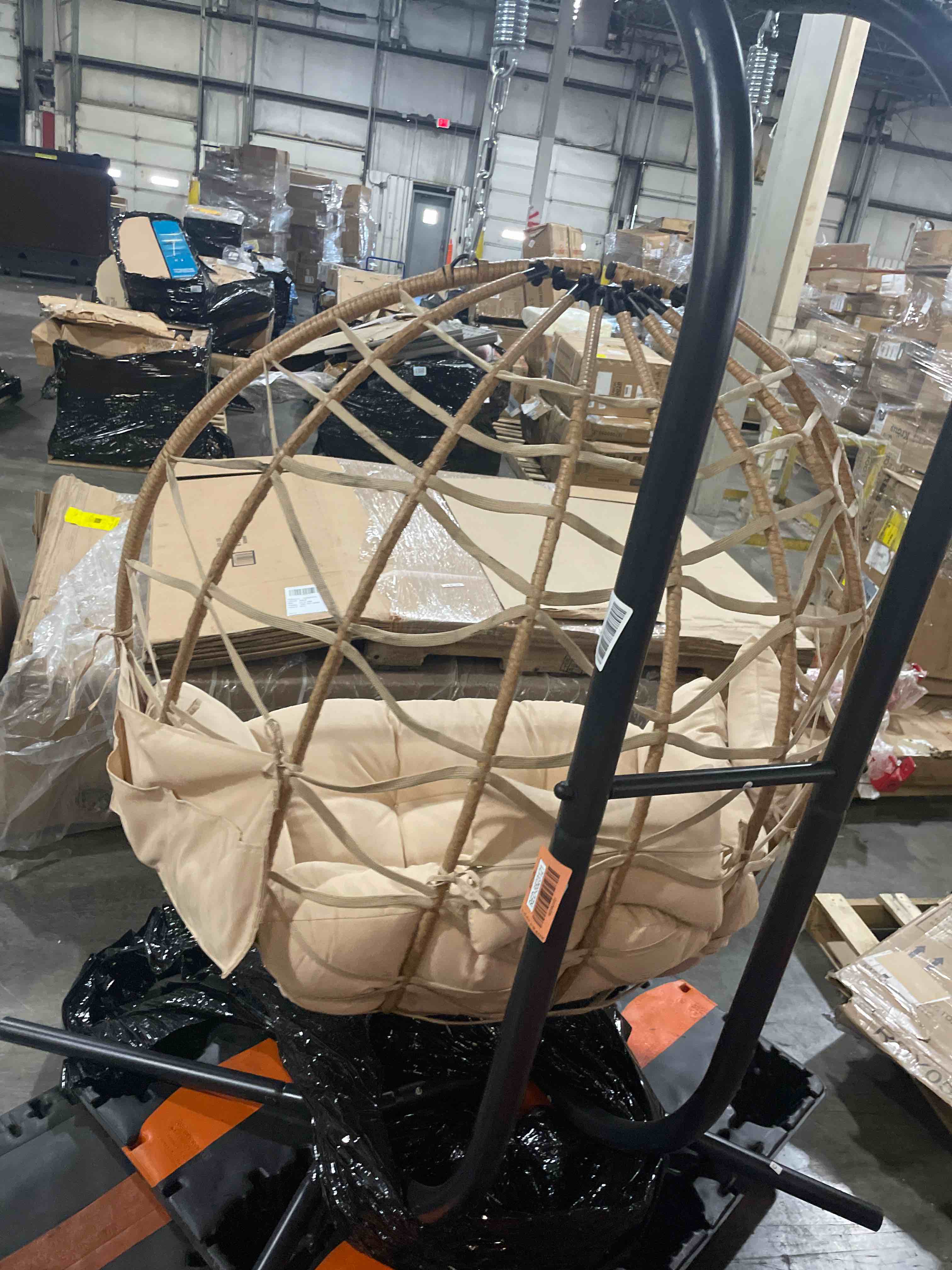 https://s3.amazonaws.com/lotting-images-prod/bidfta/RED5523121_1752150181534.jpeg