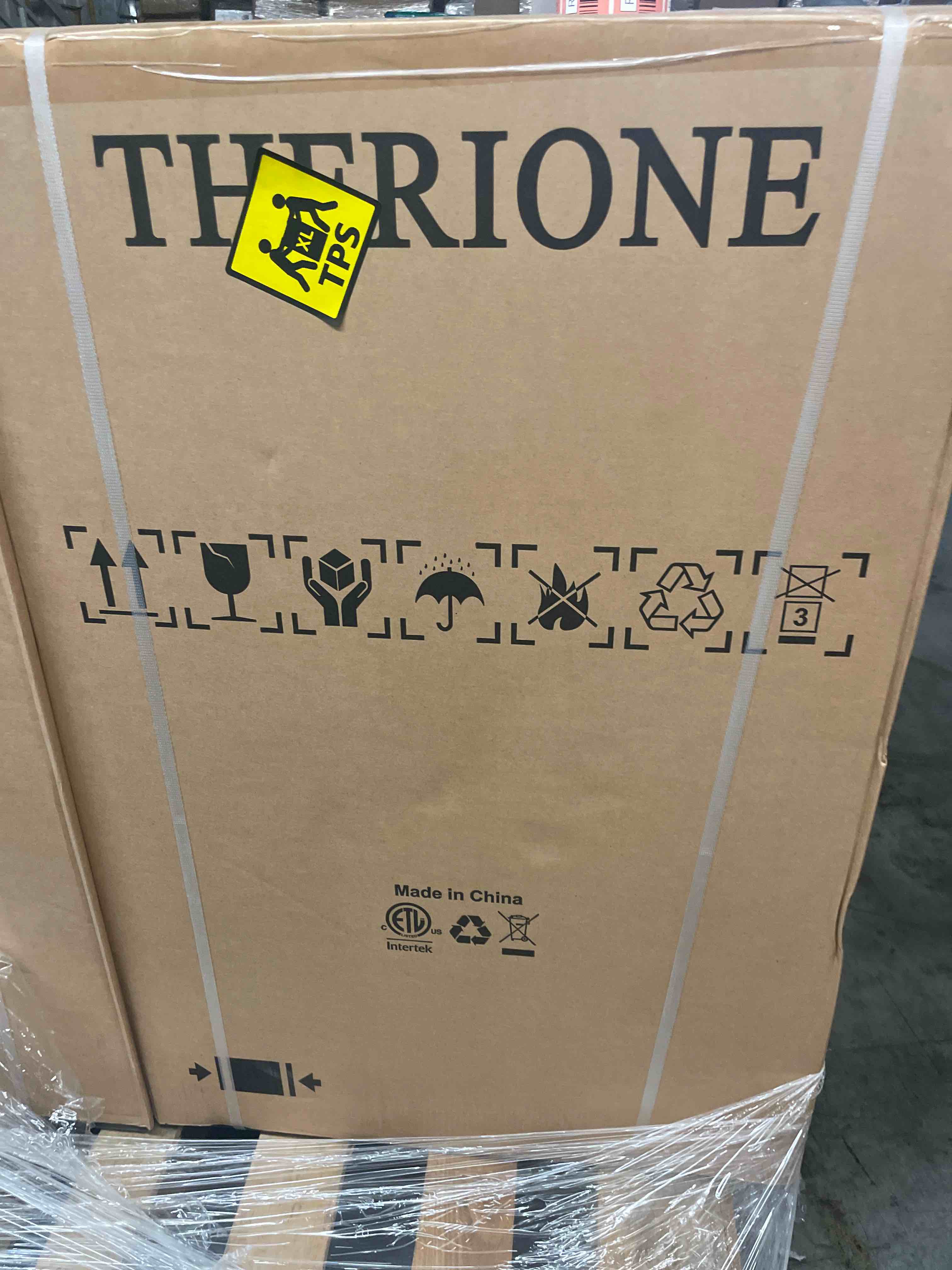 https://s3.amazonaws.com/lotting-images-prod/bidfta/RED5523140_1753713278397.jpeg