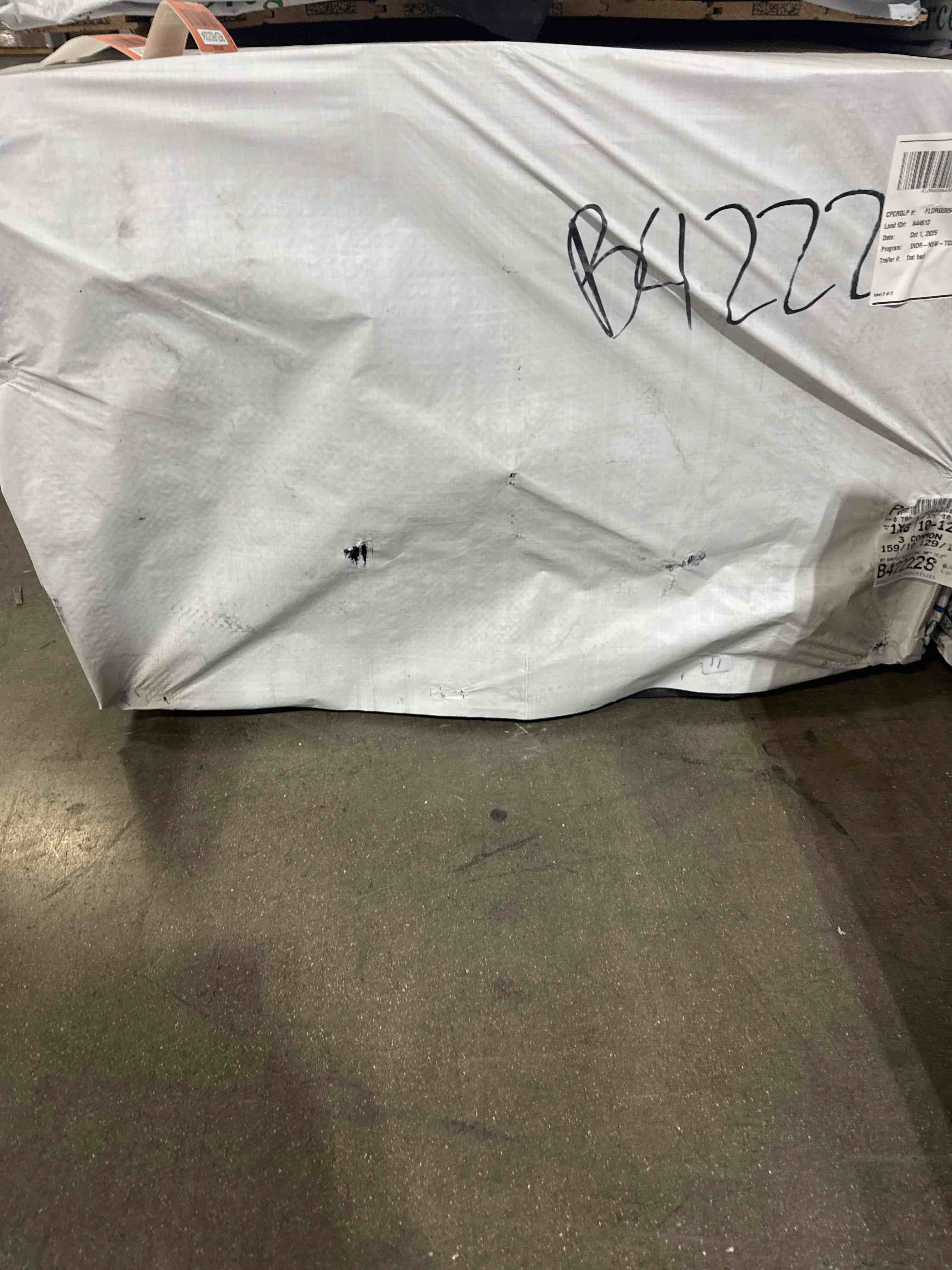 https://s3.amazonaws.com/lotting-images-prod/bidfta/RED5523292_1759499741175.jpeg