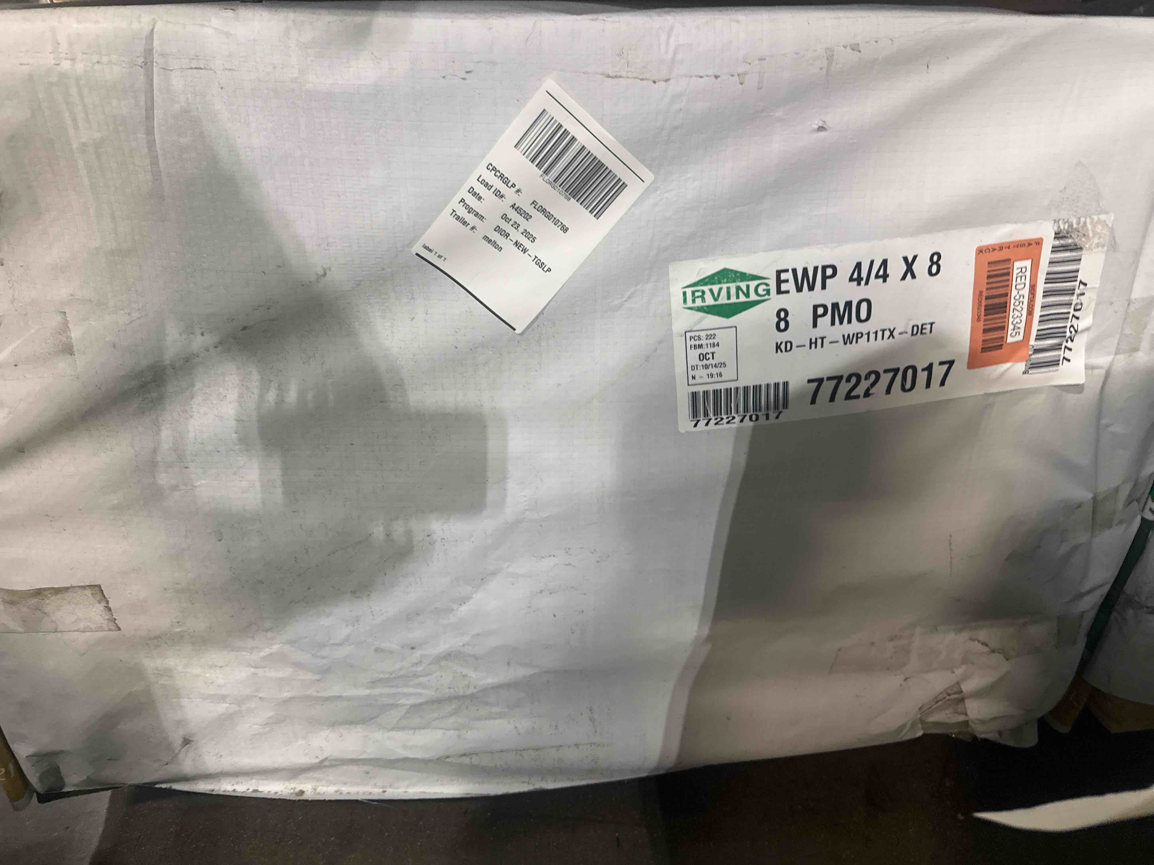 https://s3.amazonaws.com/lotting-images-prod/bidfta/RED5523345_1761240127593.jpeg