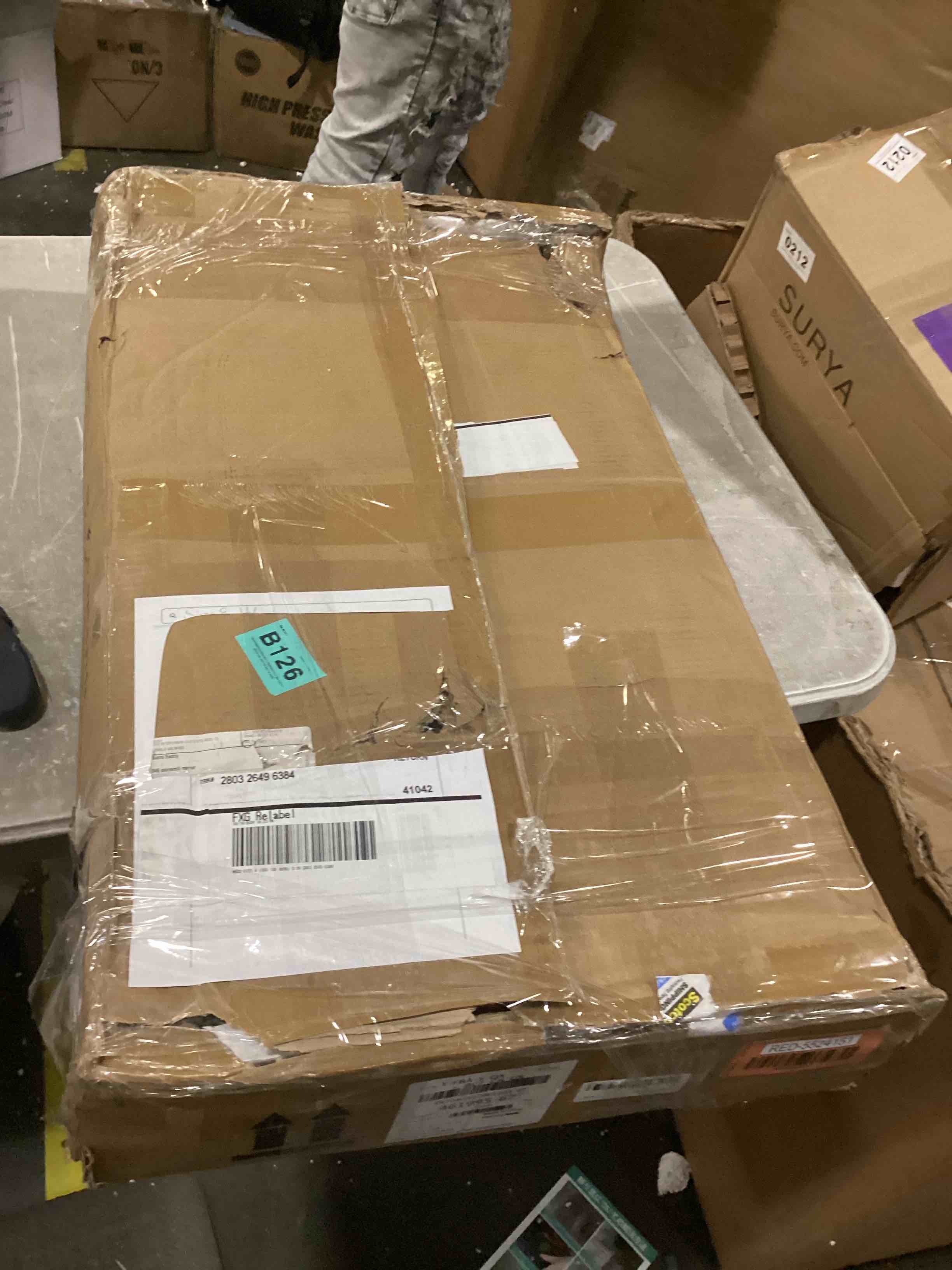 https://s3.amazonaws.com/lotting-images-prod/bidfta/RED5524151_1729530766057.jpeg