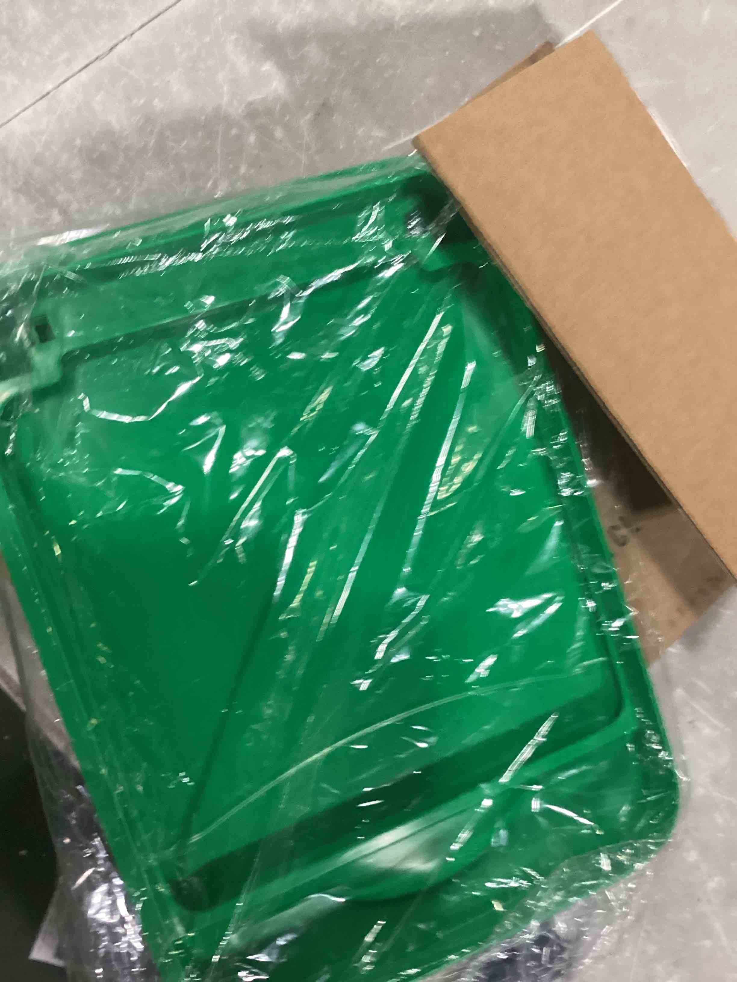 https://s3.amazonaws.com/lotting-images-prod/bidfta/RED5524152_1729530848013.jpeg
