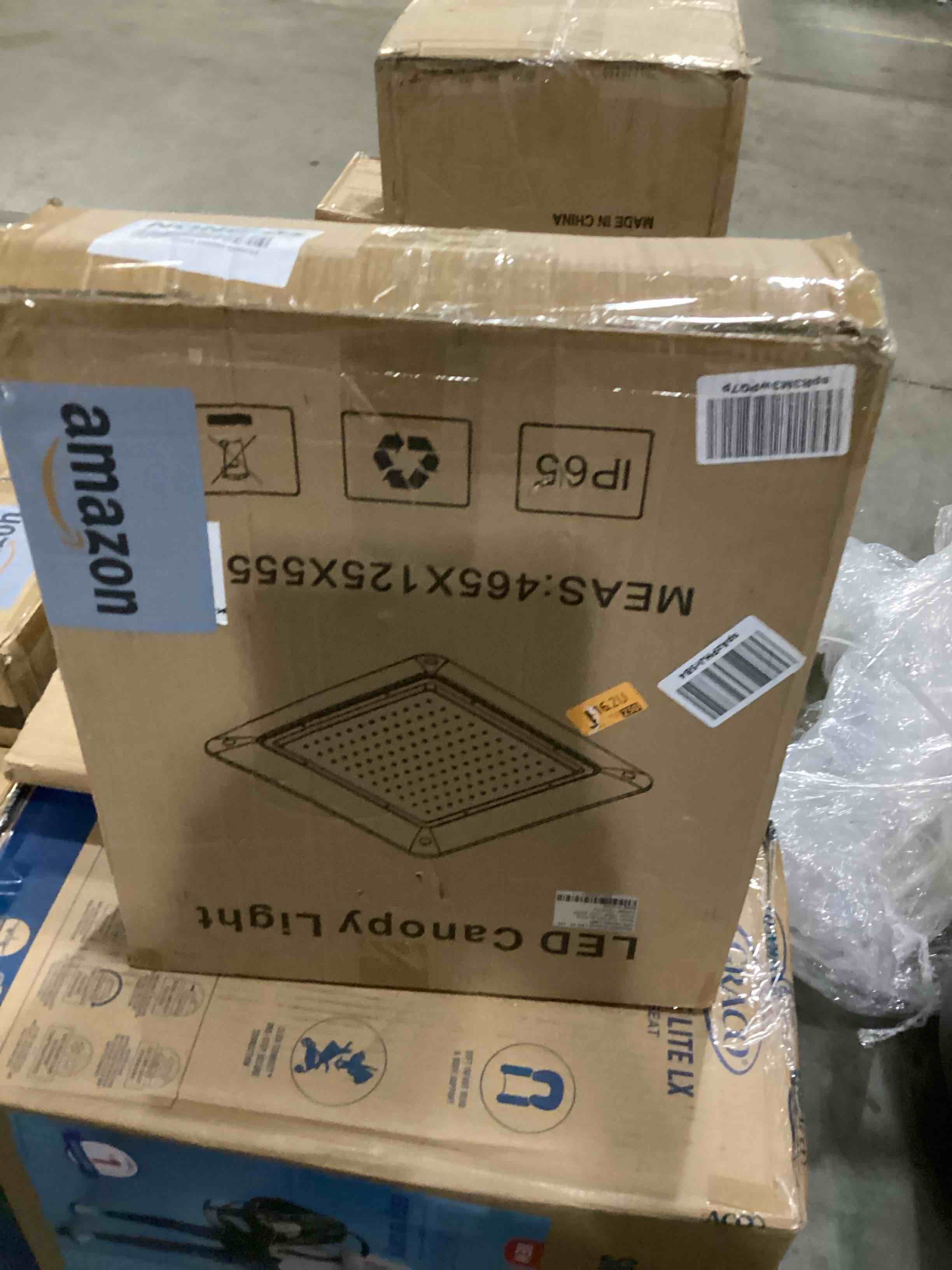 https://s3.amazonaws.com/lotting-images-prod/bidfta/RED5524215_1729603511150.jpeg