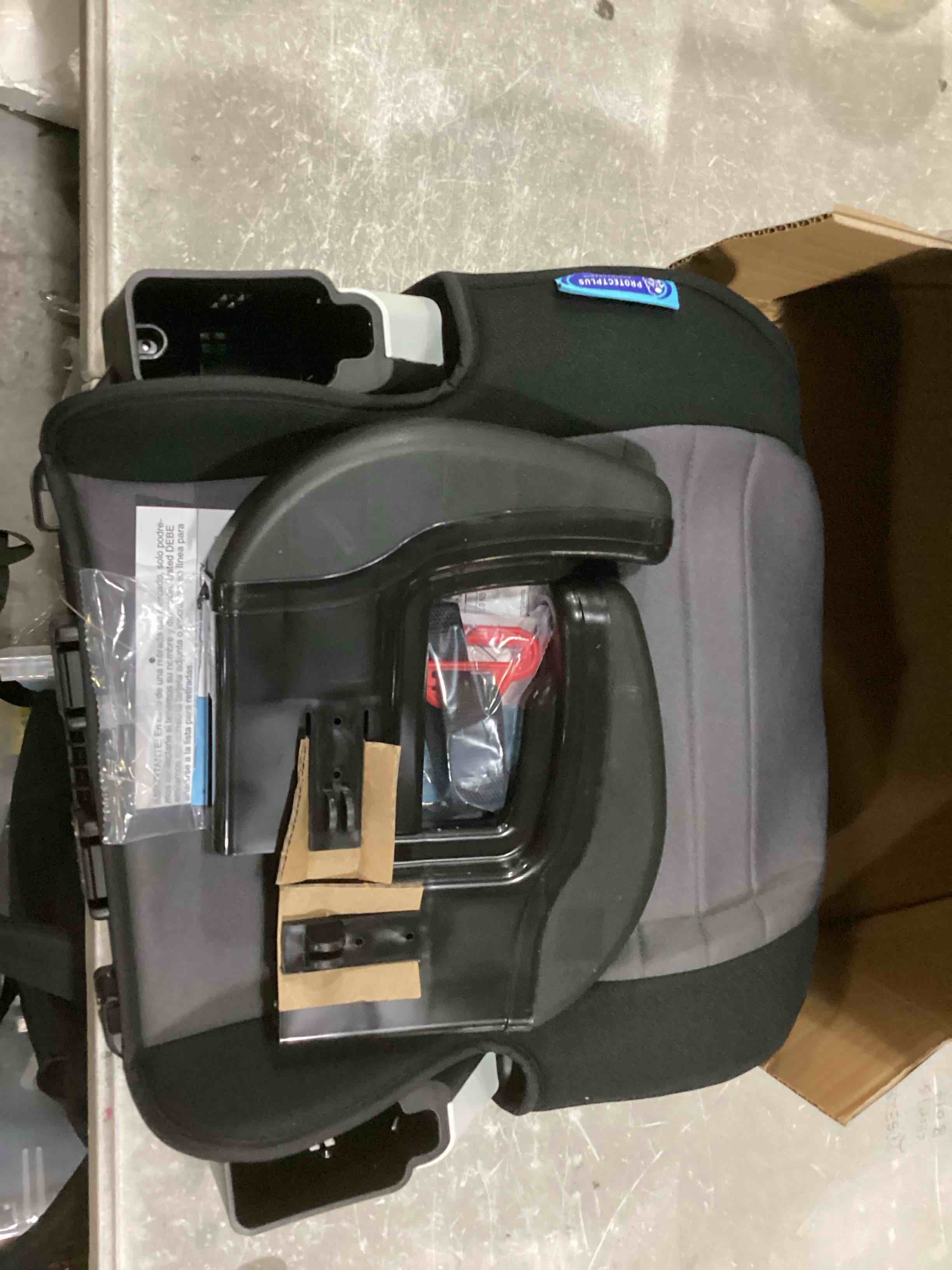 https://s3.amazonaws.com/lotting-images-prod/bidfta/RED5524562_1729796737984.jpeg