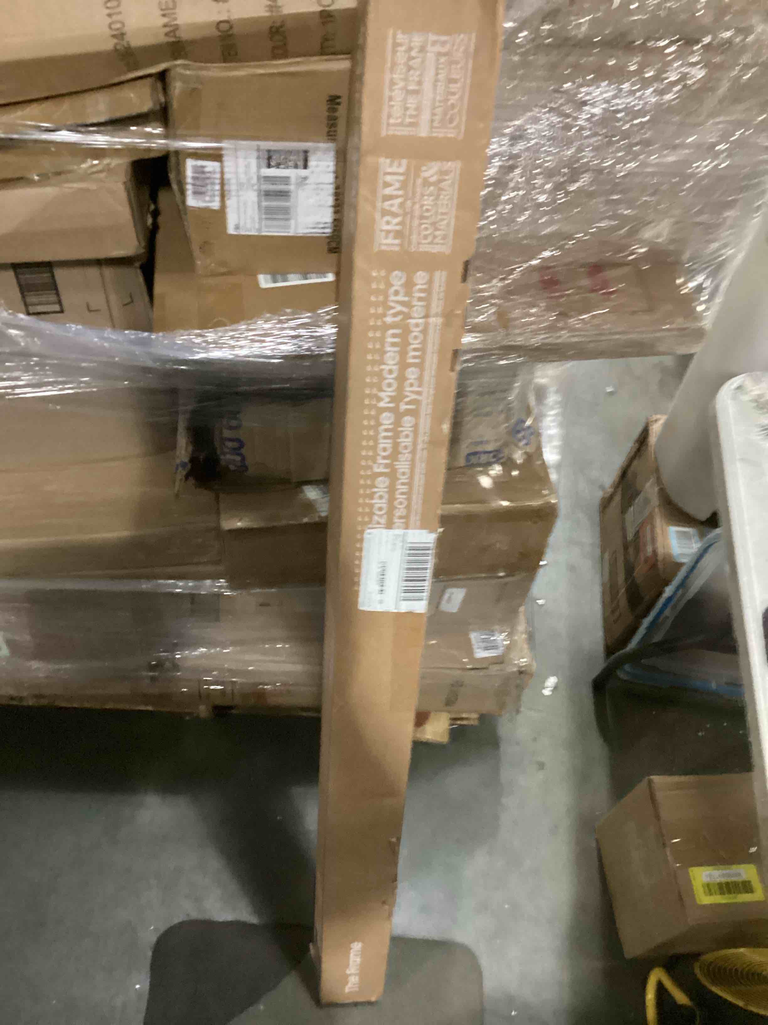 https://s3.amazonaws.com/lotting-images-prod/bidfta/RED5524618_1730123746050.jpeg
