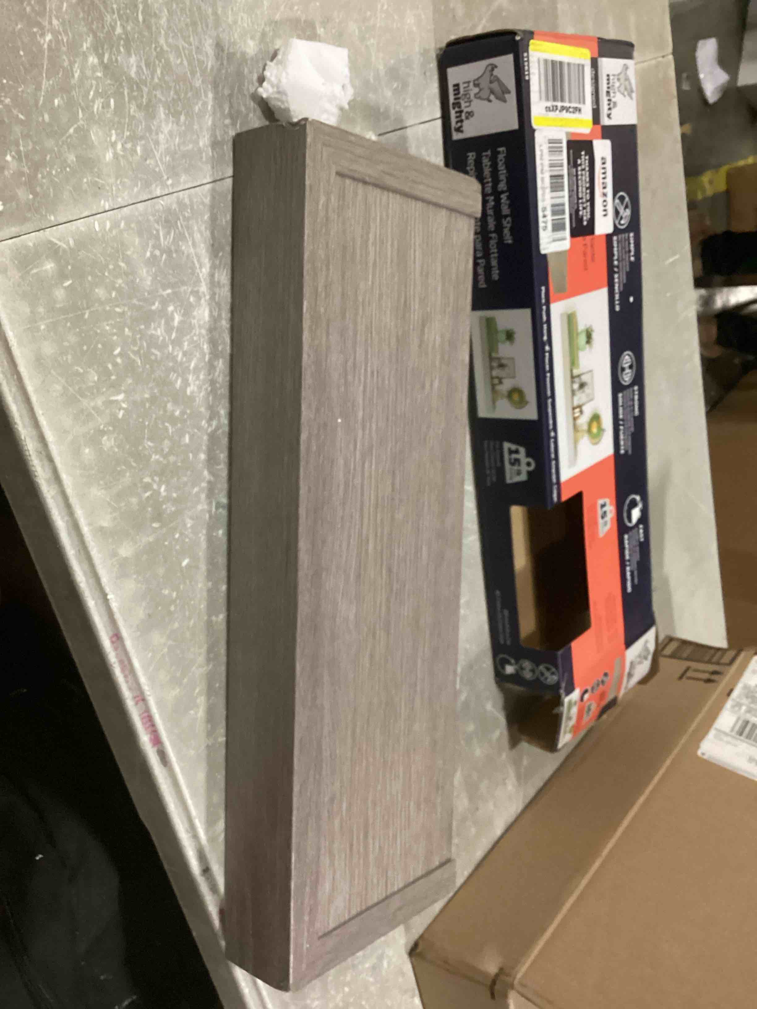 https://s3.amazonaws.com/lotting-images-prod/bidfta/RED5524644_1730128953682.jpeg