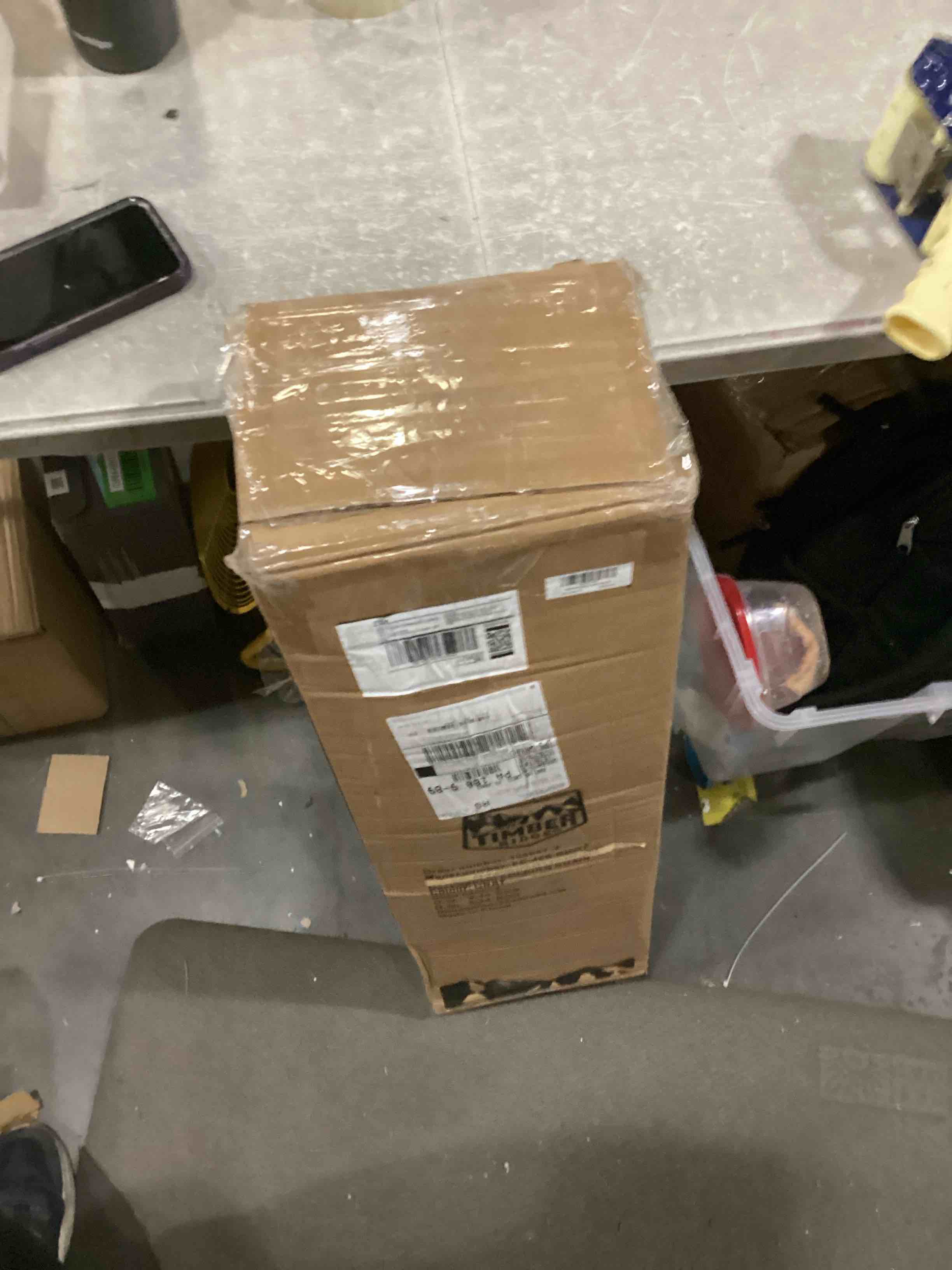https://s3.amazonaws.com/lotting-images-prod/bidfta/RED5524691_1730140954337.jpeg