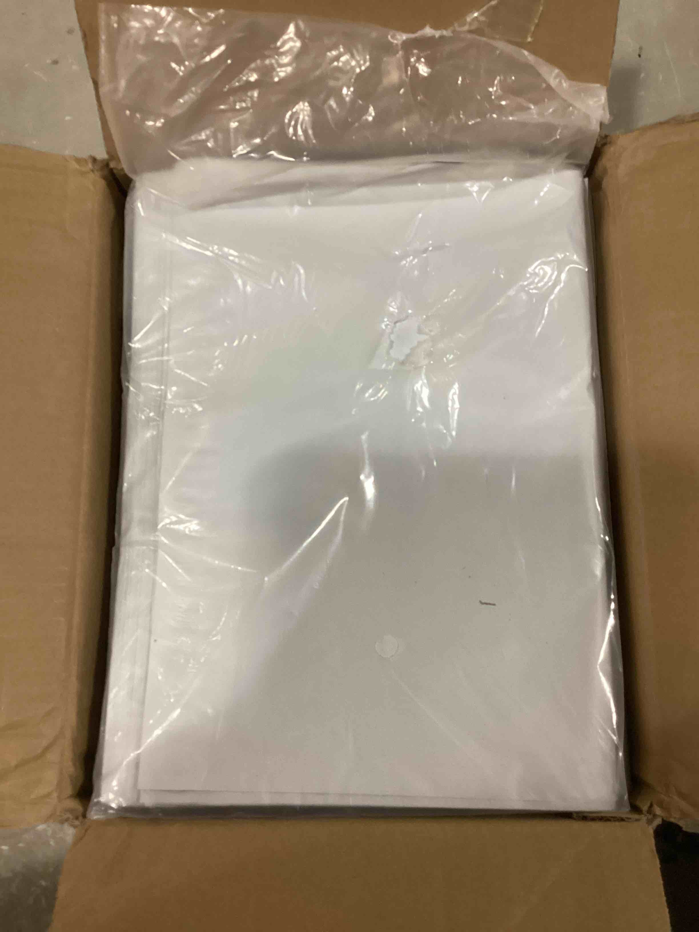 https://s3.amazonaws.com/lotting-images-prod/bidfta/RED5524745_1730205249572.jpeg