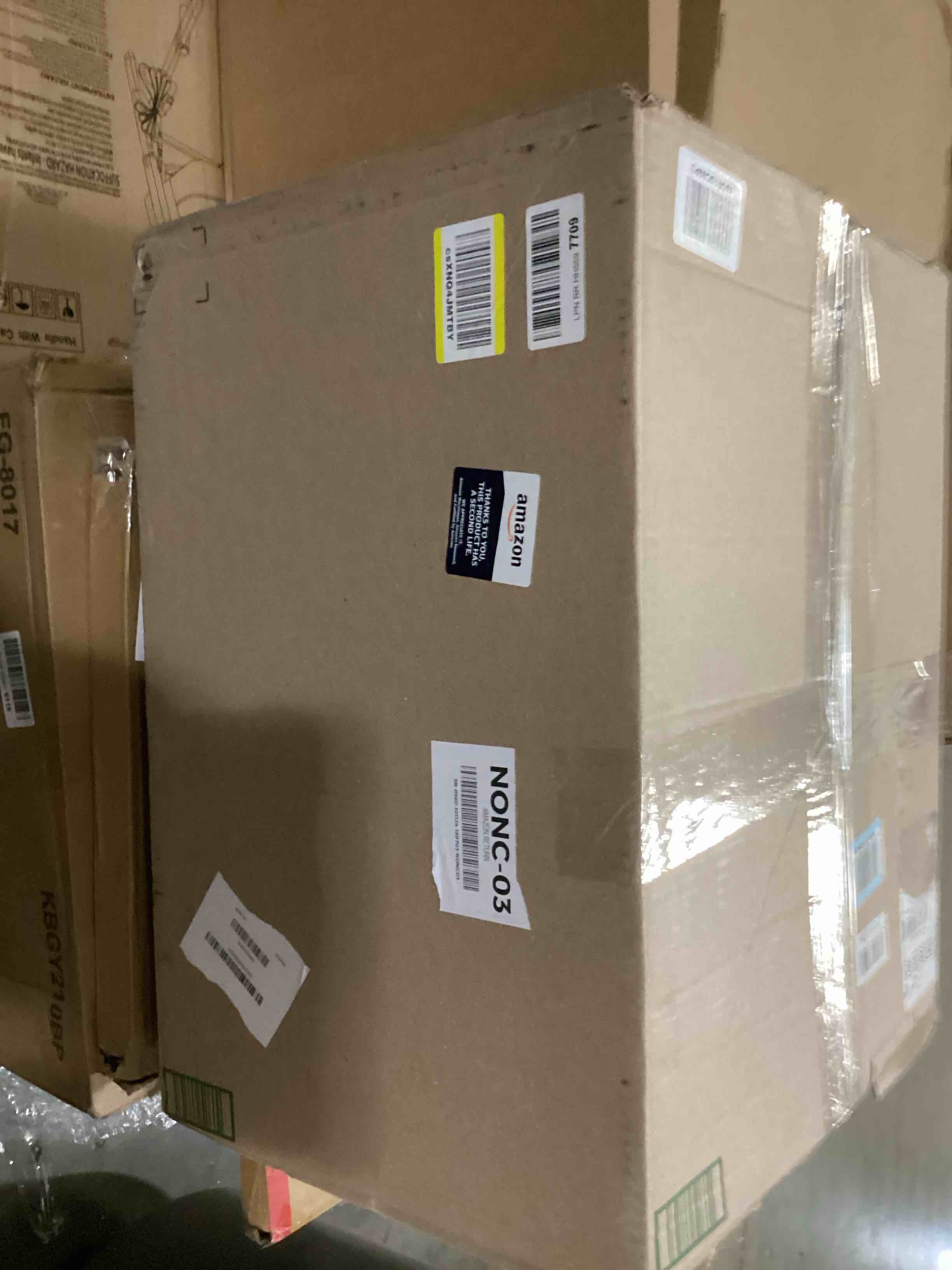https://s3.amazonaws.com/lotting-images-prod/bidfta/RED5524791_1730213131789.jpeg