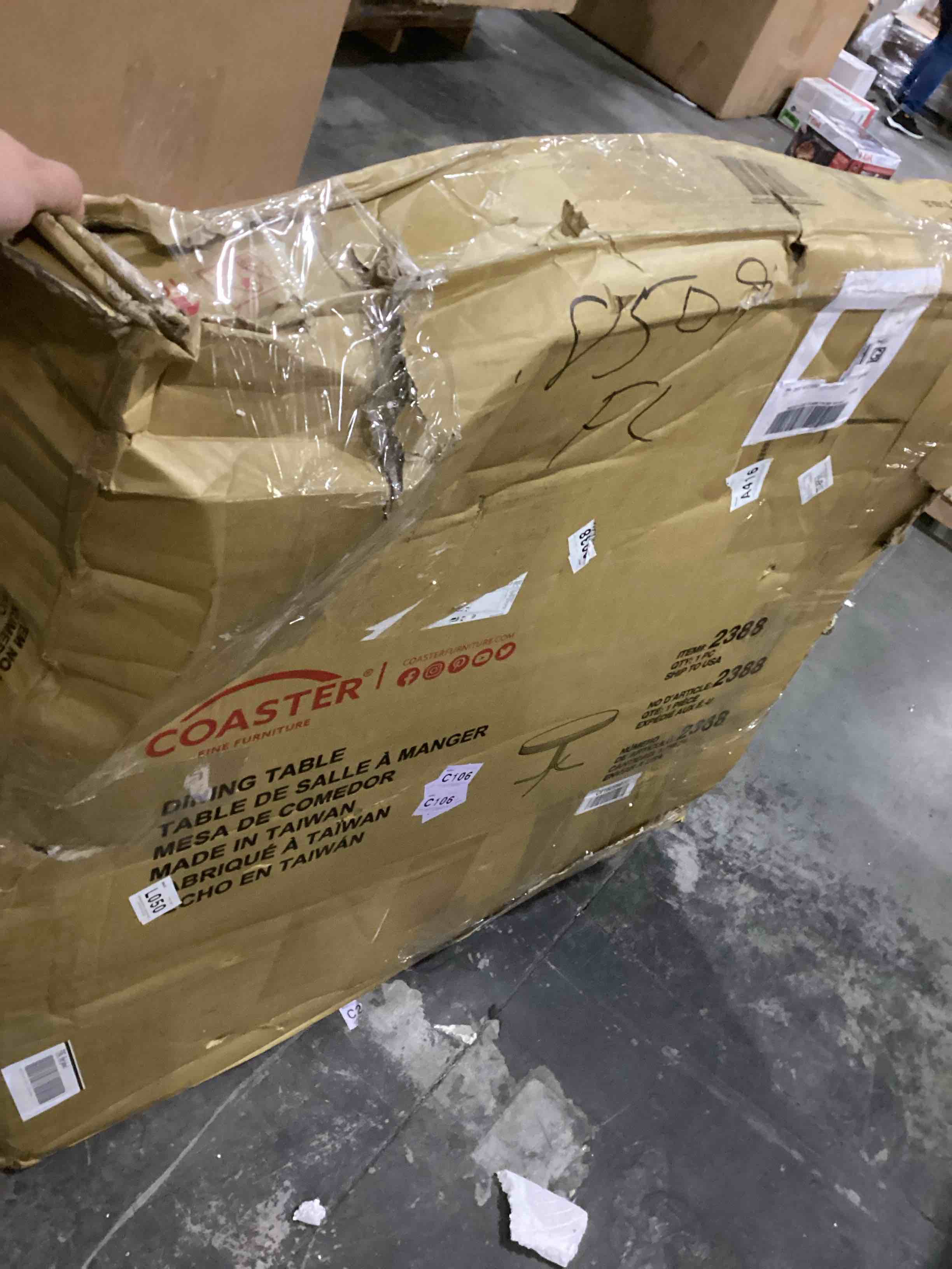 https://s3.amazonaws.com/lotting-images-prod/bidfta/RED5525338_1729002552055.jpeg
