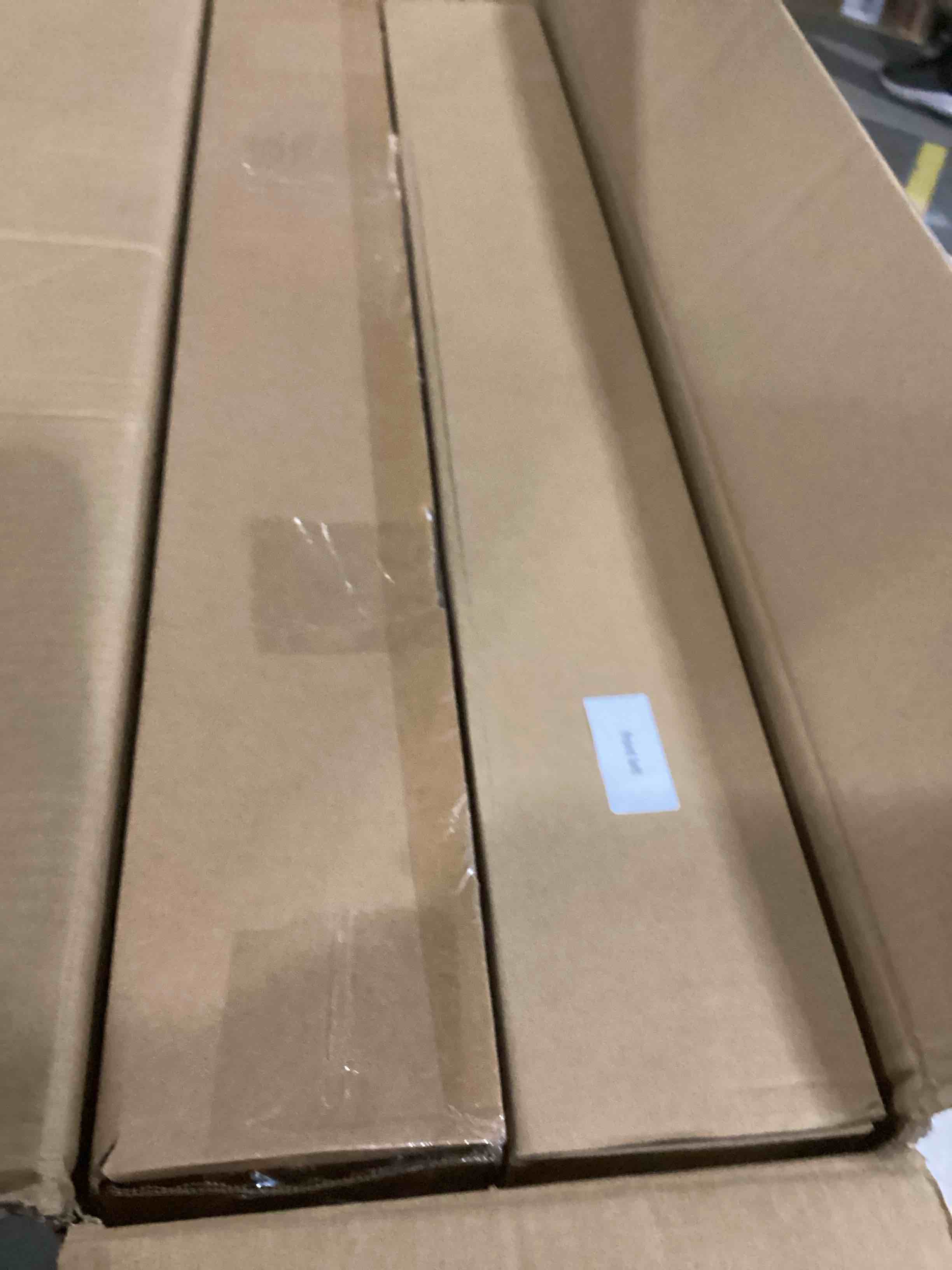 https://s3.amazonaws.com/lotting-images-prod/bidfta/RED5525530_1729186359237.jpeg