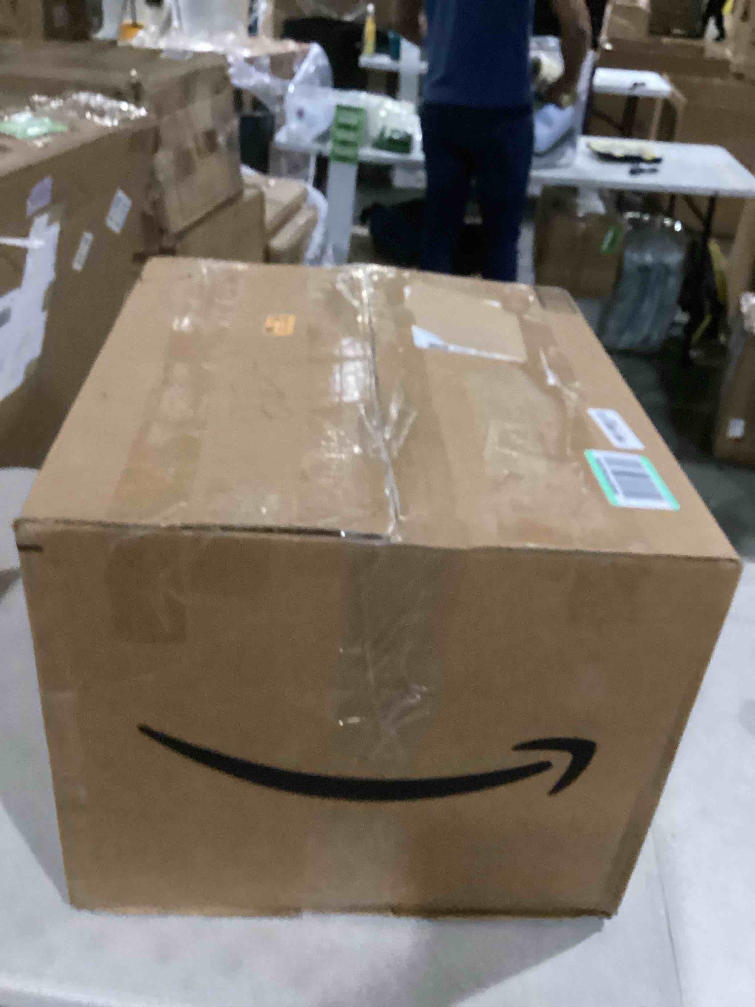 https://s3.amazonaws.com/lotting-images-prod/bidfta/RED5525547_1729190912329.jpeg