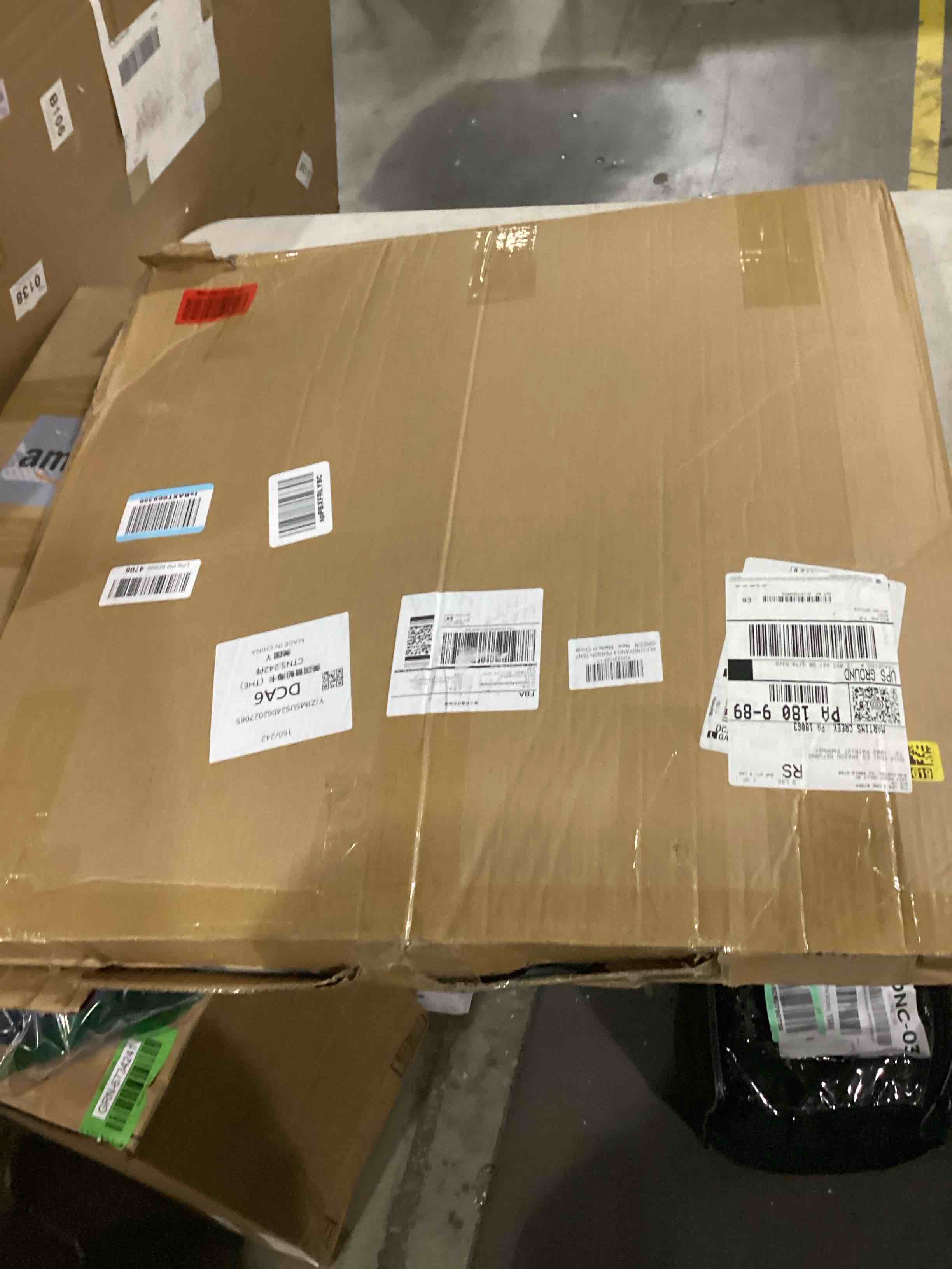 https://s3.amazonaws.com/lotting-images-prod/bidfta/RED5525648_1729266815150.jpeg