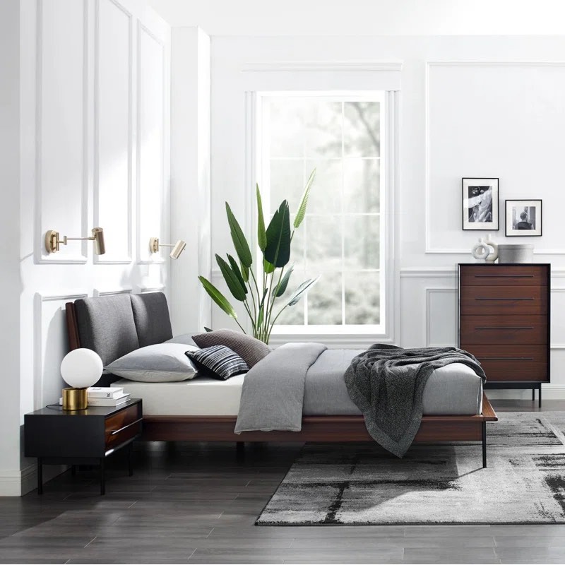 ( 1 of 3) King Raines Upholstered Bed