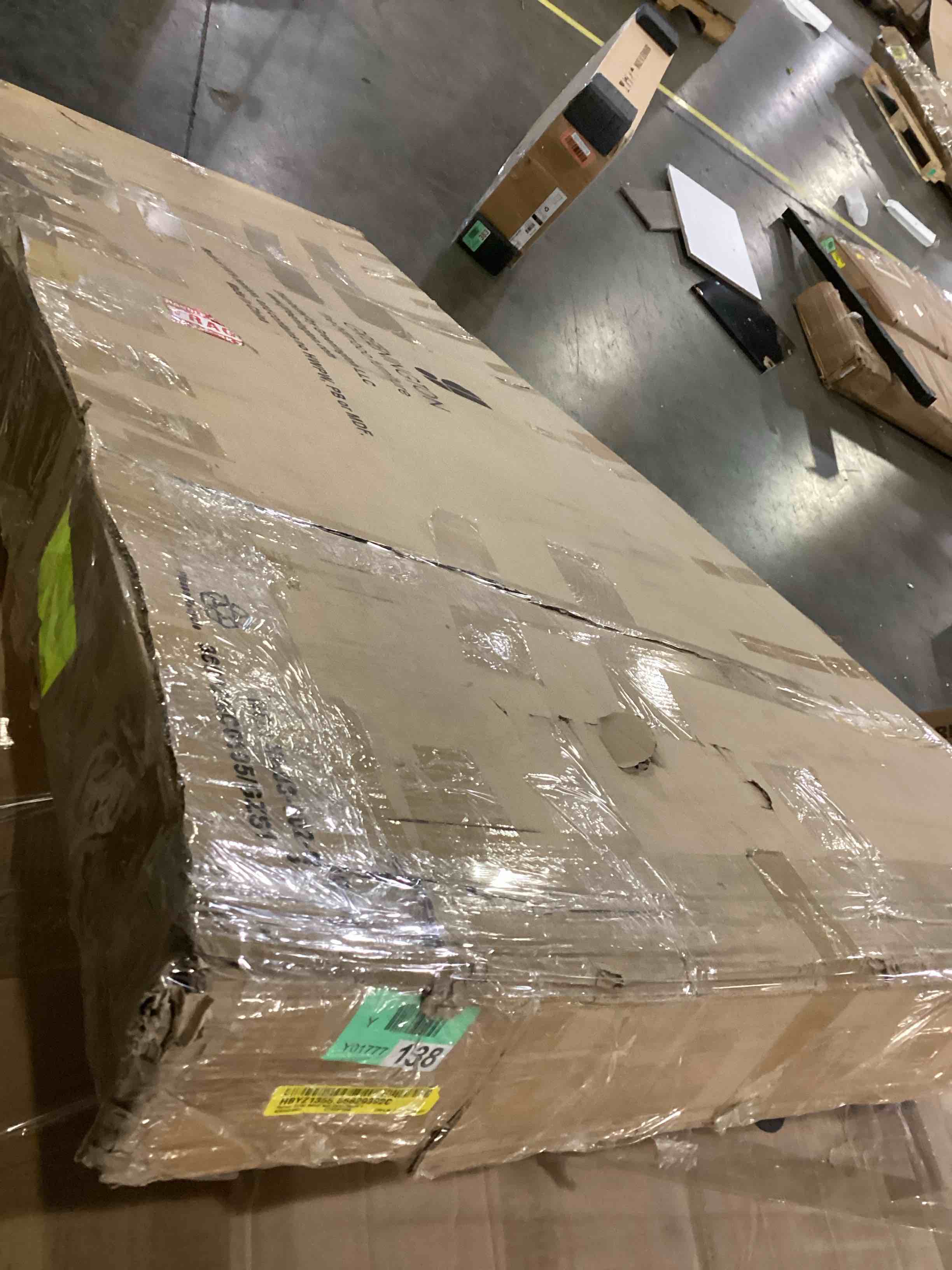 https://s3.amazonaws.com/lotting-images-prod/bidfta/RED5525717_1729342847025.jpeg