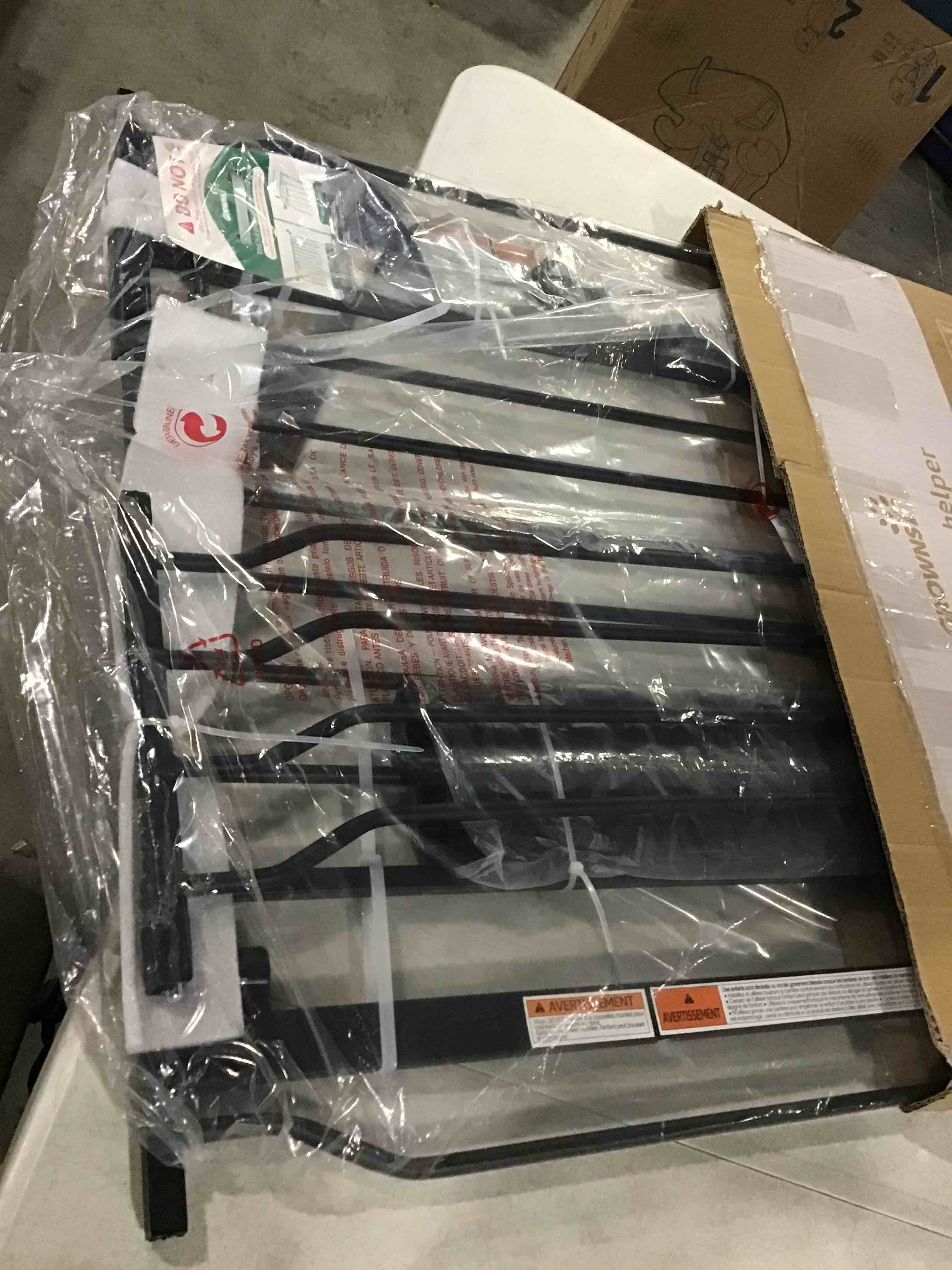 https://s3.amazonaws.com/lotting-images-prod/bidfta/RED5525775_1729598371019.jpeg
