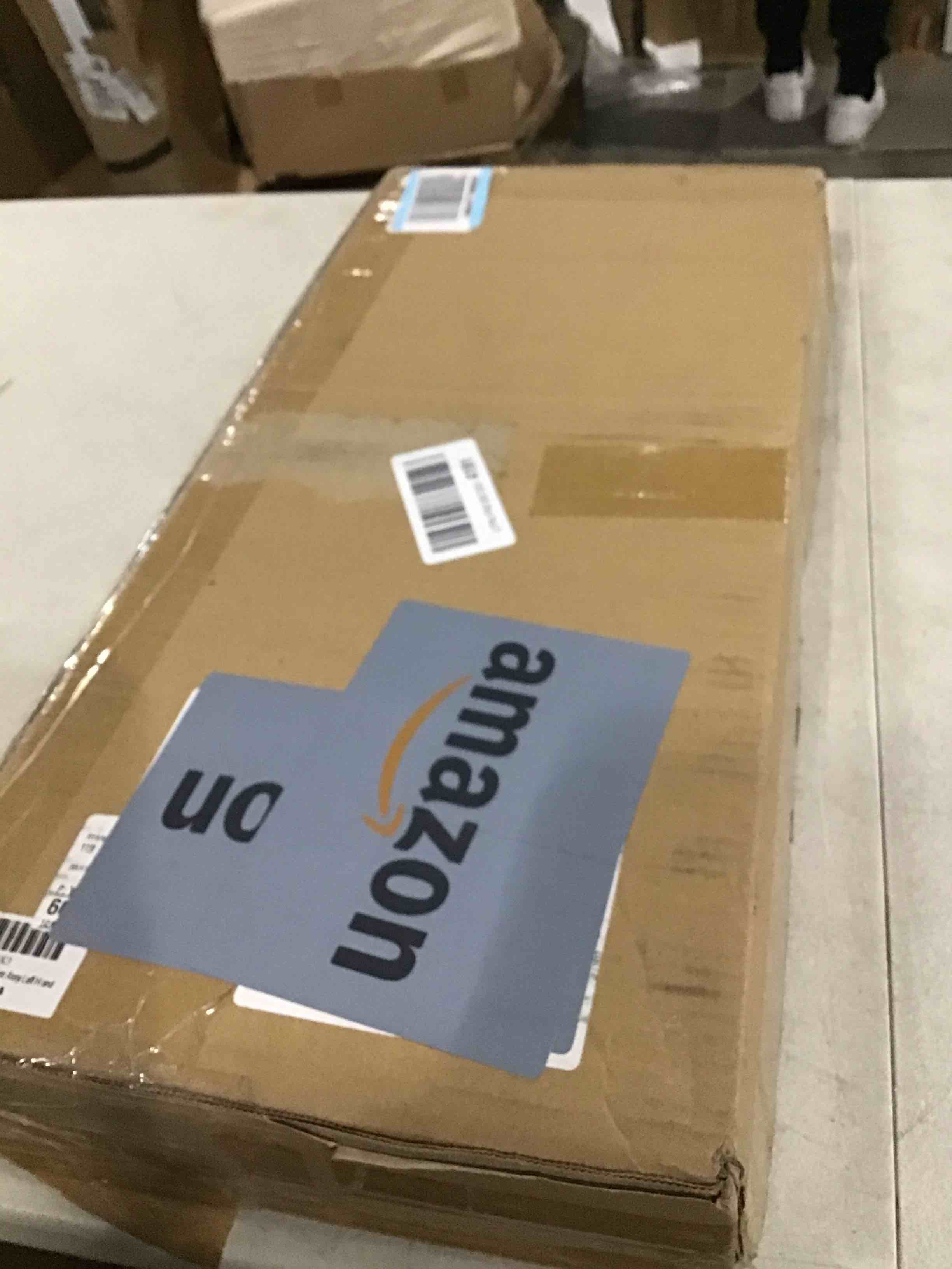 https://s3.amazonaws.com/lotting-images-prod/bidfta/RED5525997_1729788408235.jpeg