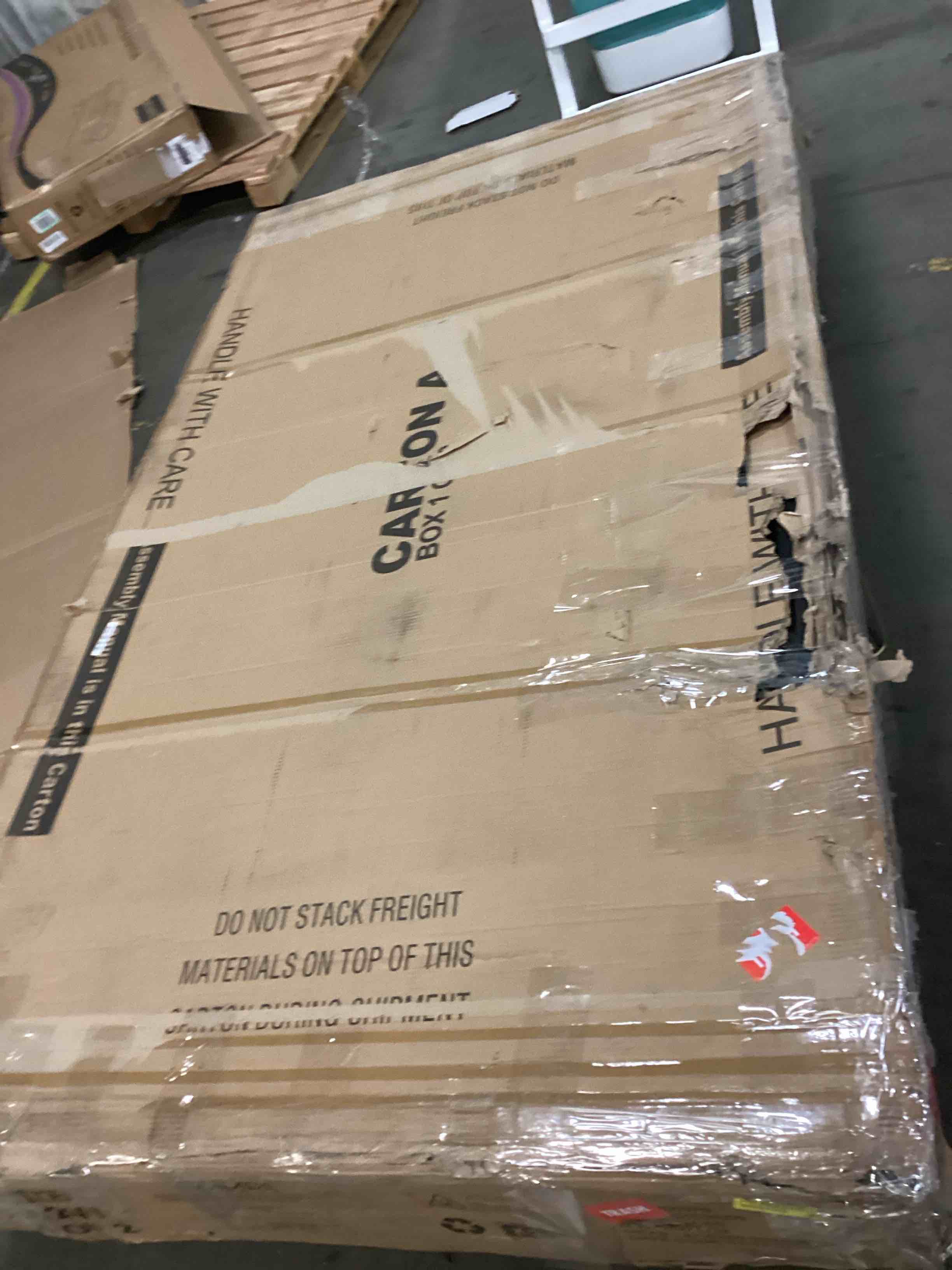https://s3.amazonaws.com/lotting-images-prod/bidfta/RED5526089_1729881634240.jpeg