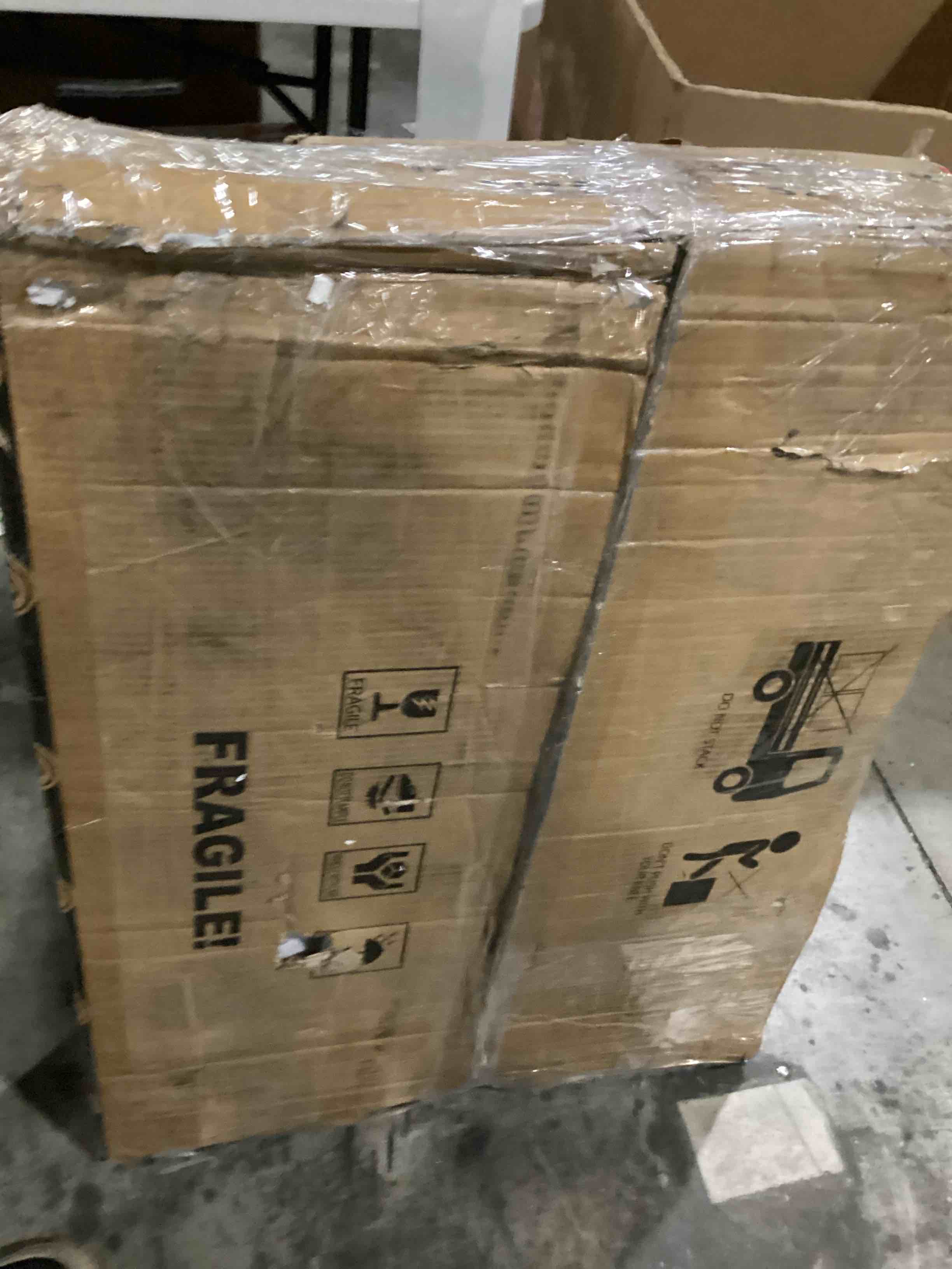 https://s3.amazonaws.com/lotting-images-prod/bidfta/RED5526115_1730122084741.jpeg