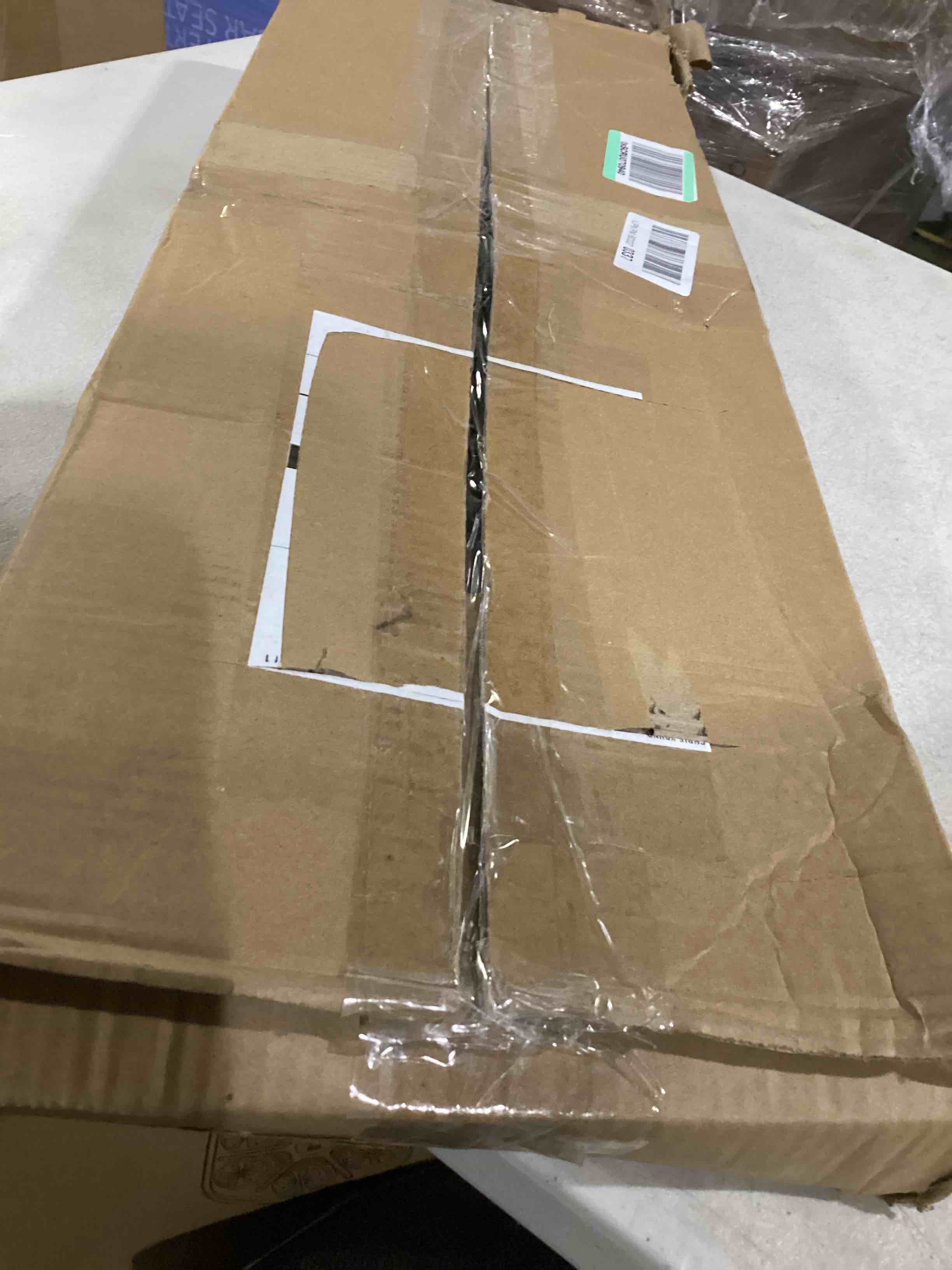 https://s3.amazonaws.com/lotting-images-prod/bidfta/RED5526182_1730137015659.jpeg
